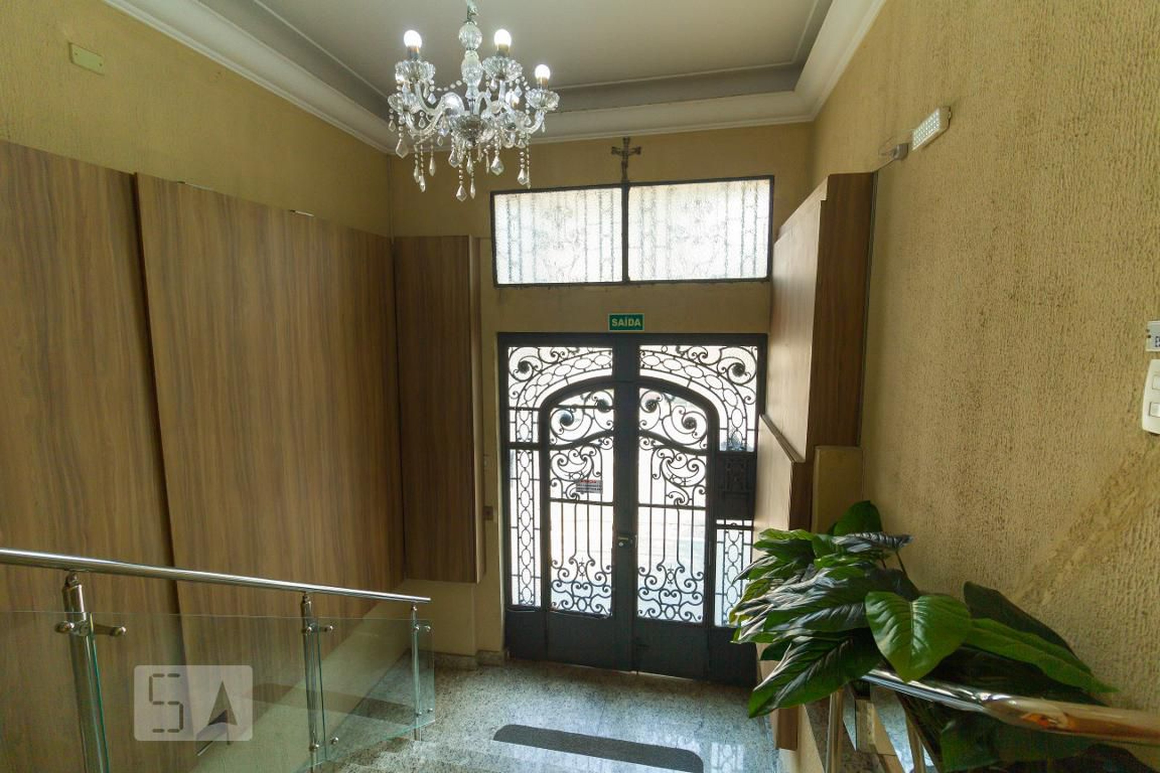 Hall de Entrada - Benetton