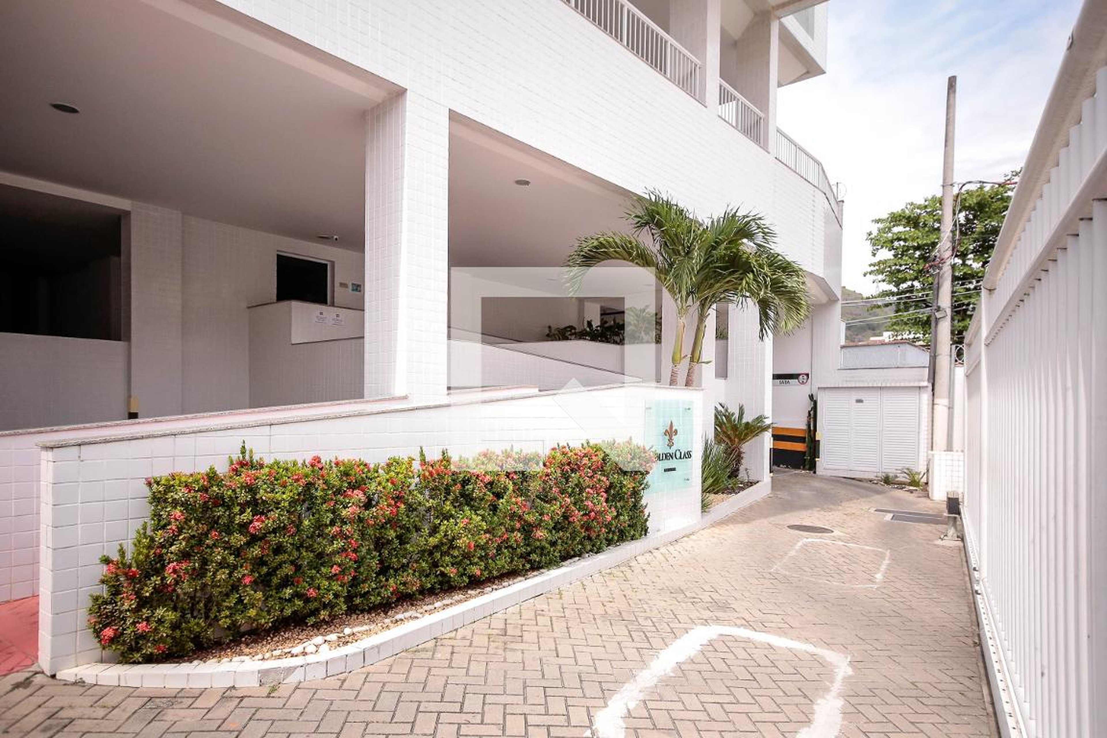 Entrada - Golden Class Méier