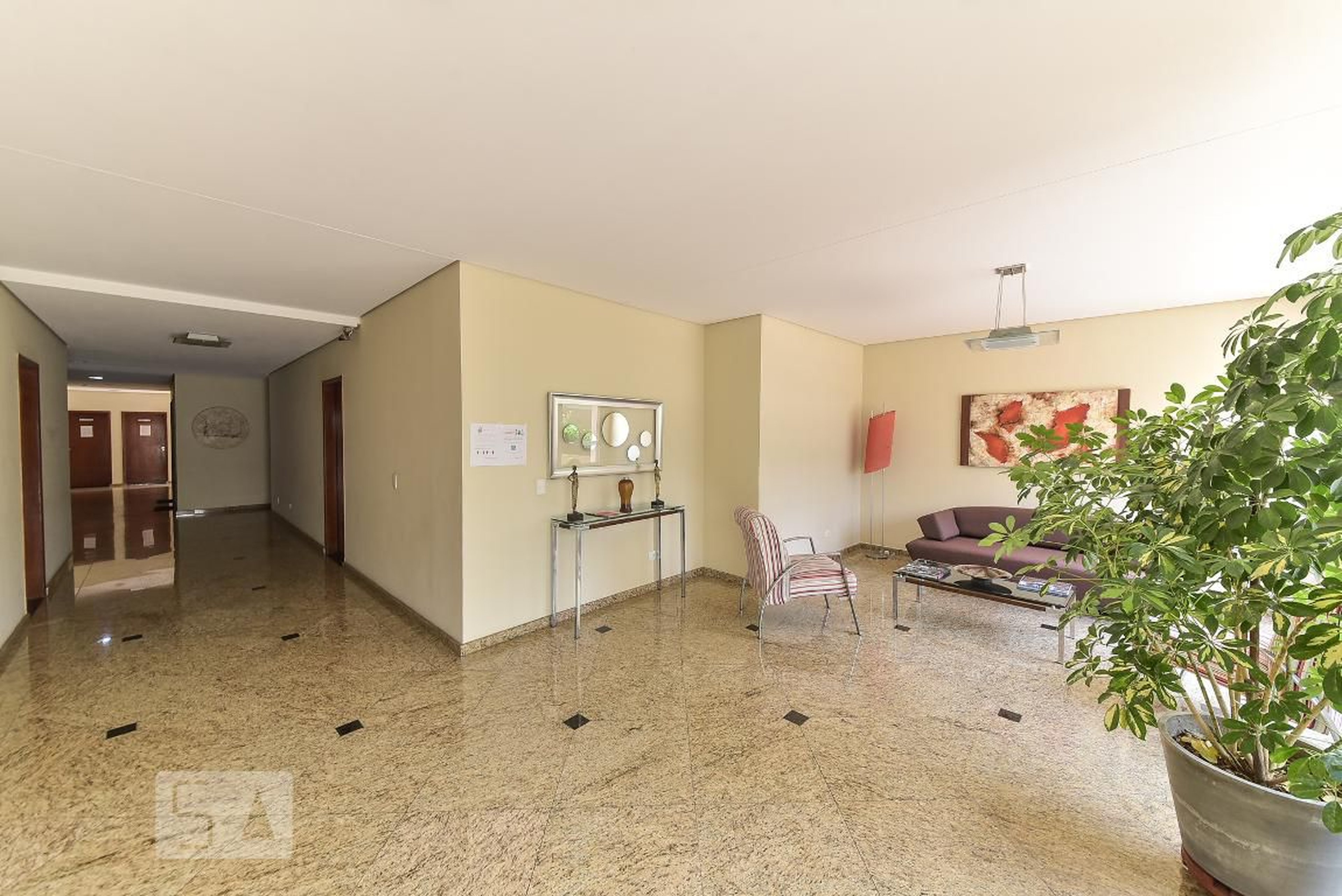 Hall Social - Bahamas