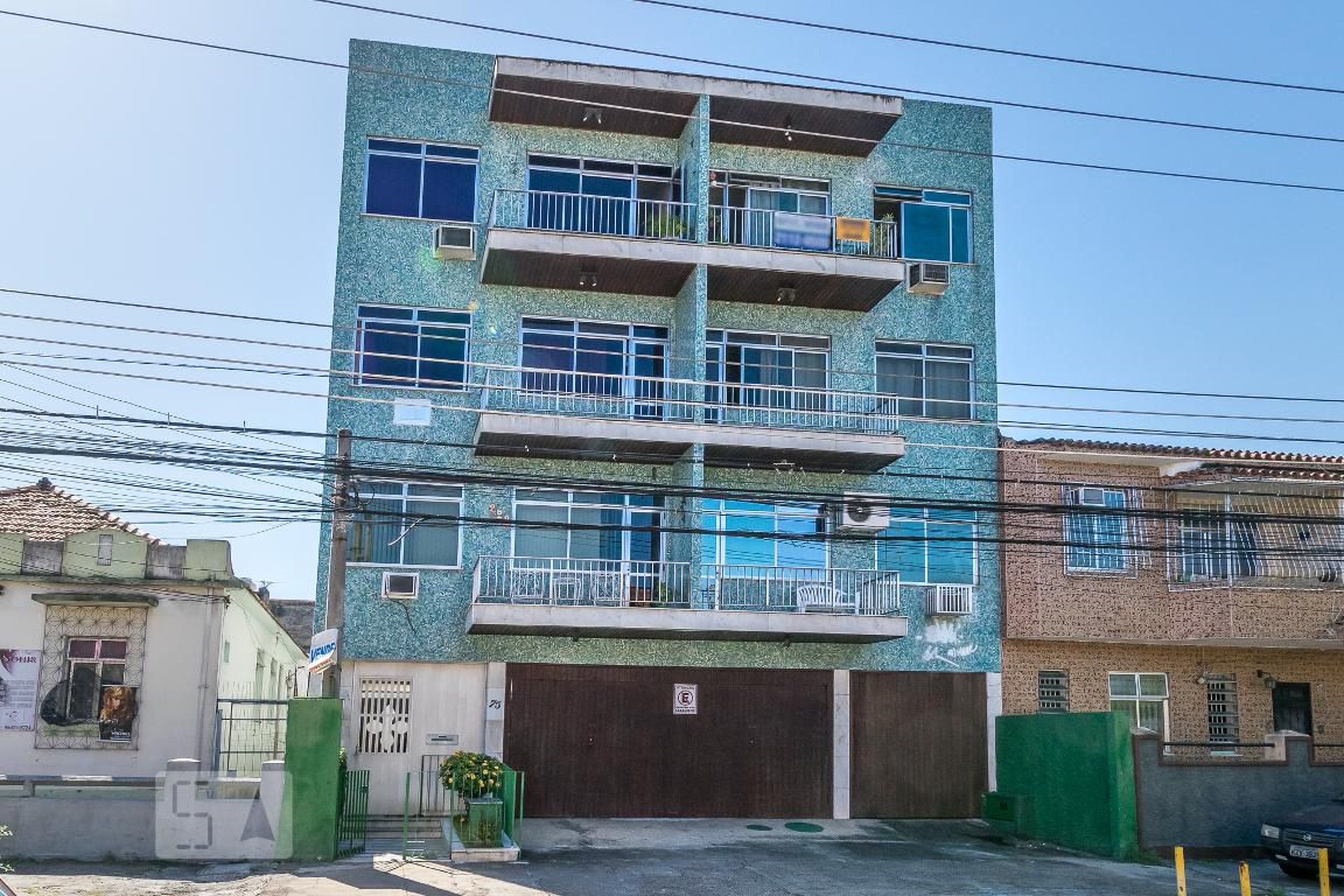 Fachada do Prédio Condomínio em Rua João Silva, 73