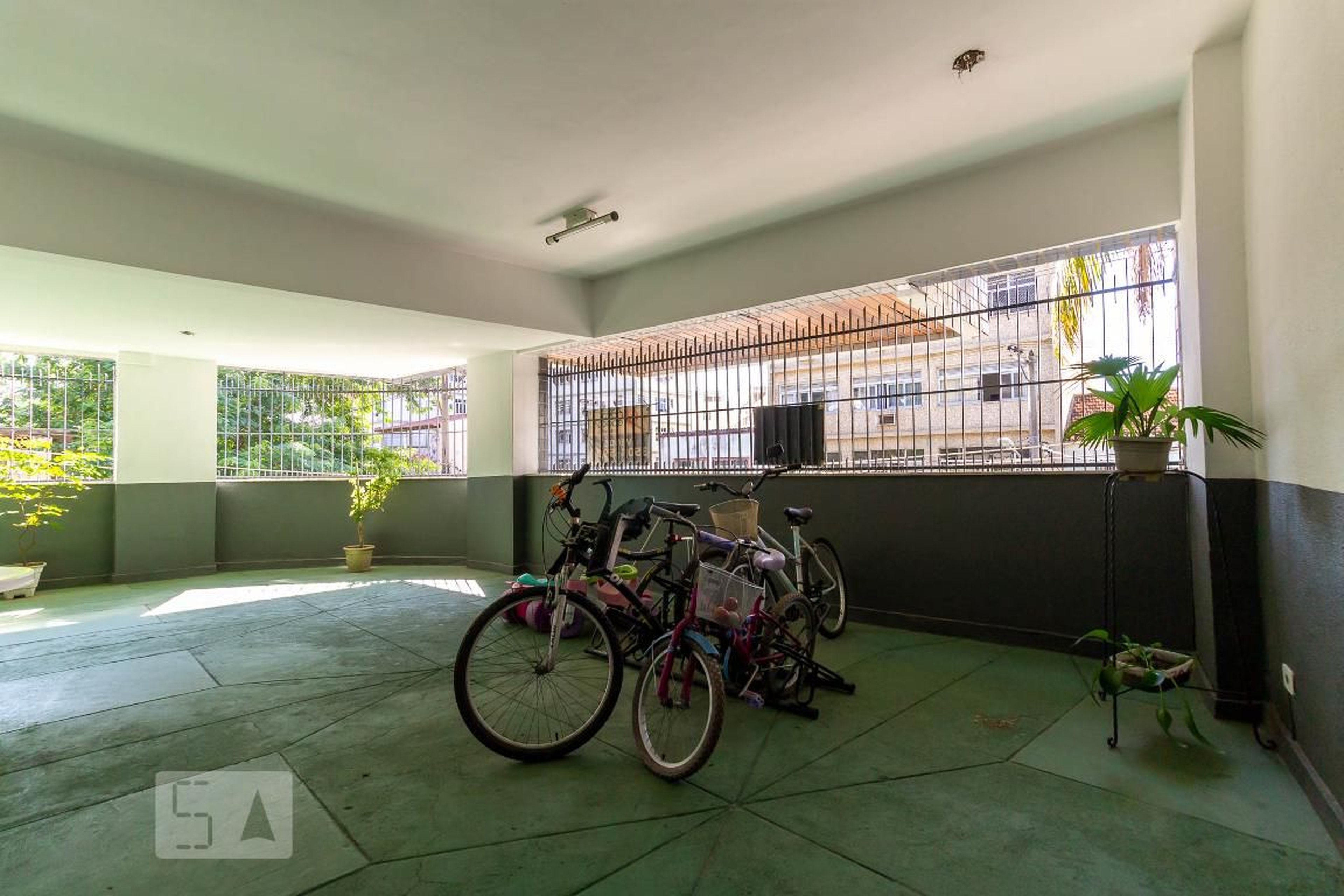 Bicicletário - Recanto dos Alpes II