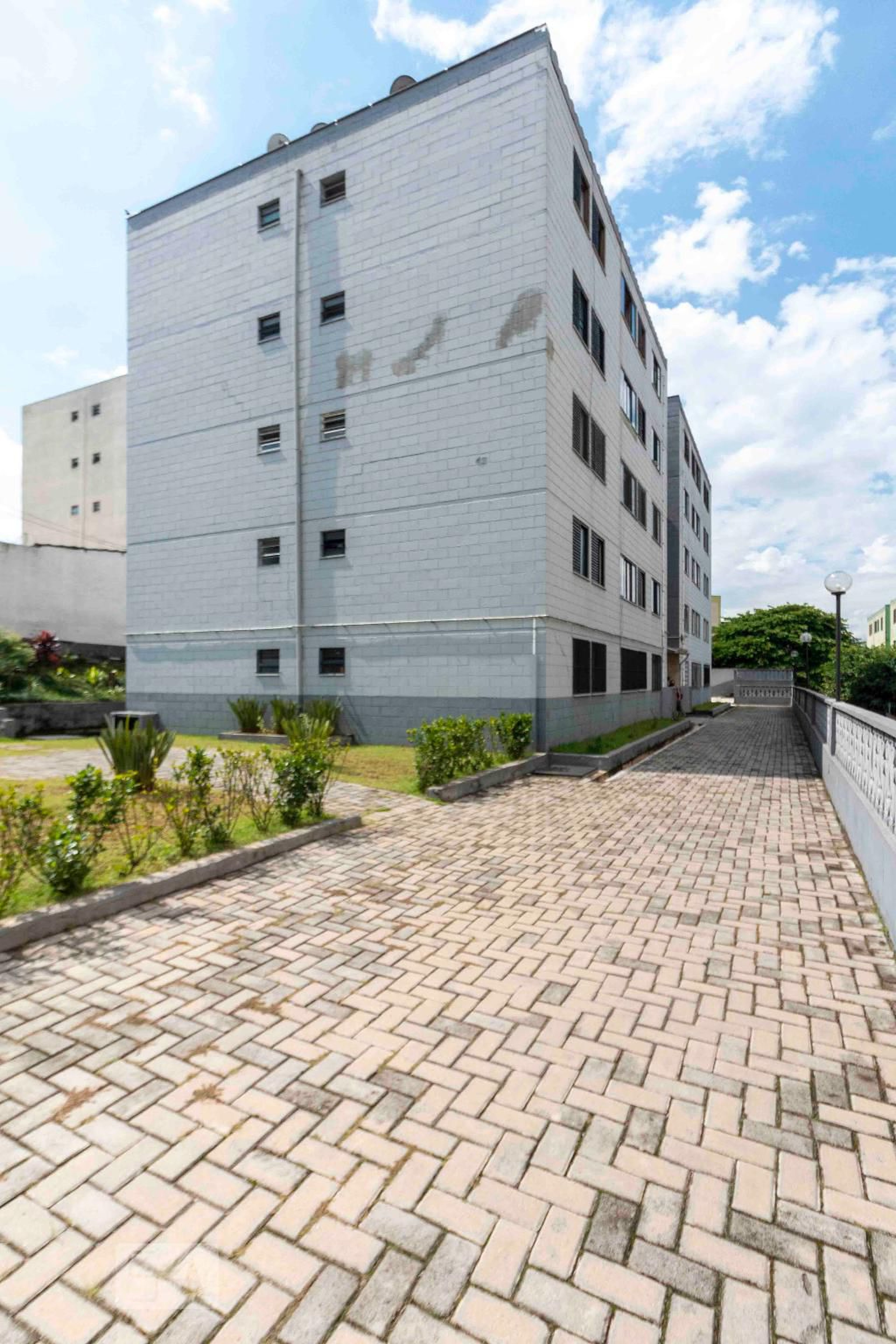 Área Externa - Alamandas III