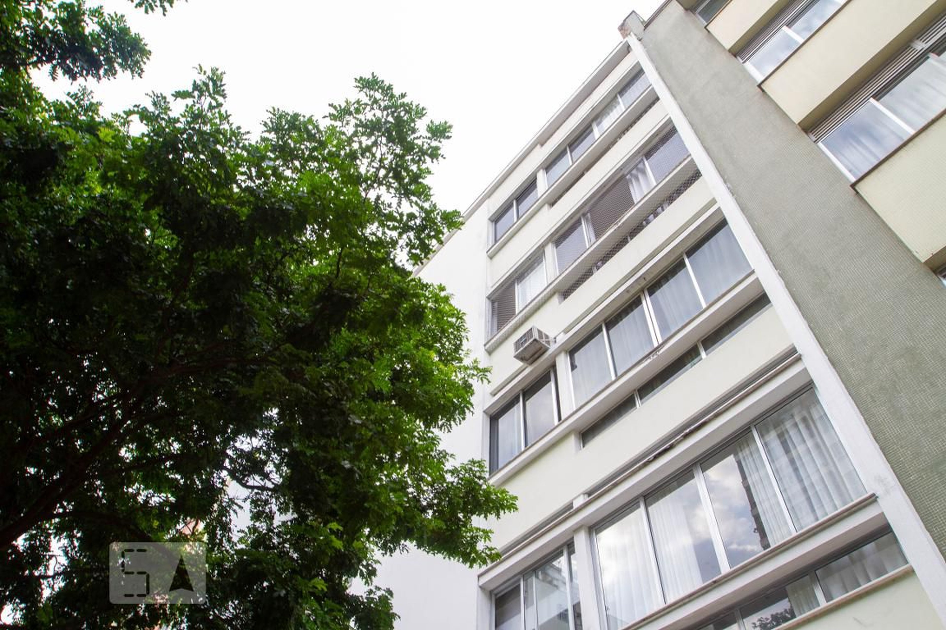 Fachada do Prédio Condomínio em Rua Barão da Torre, 270