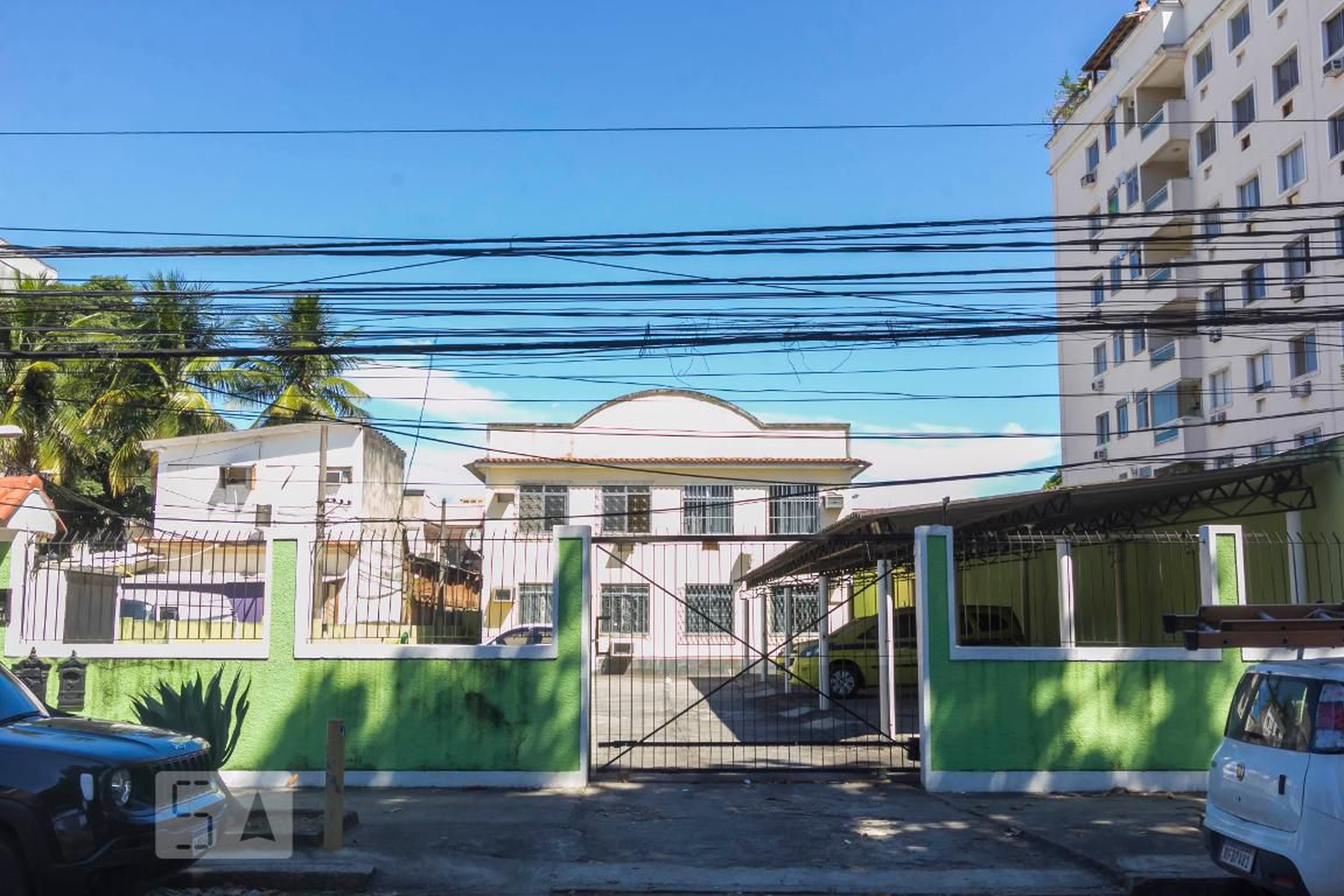 Fachada do Condomínio Condomínio em R. Caviana, 349