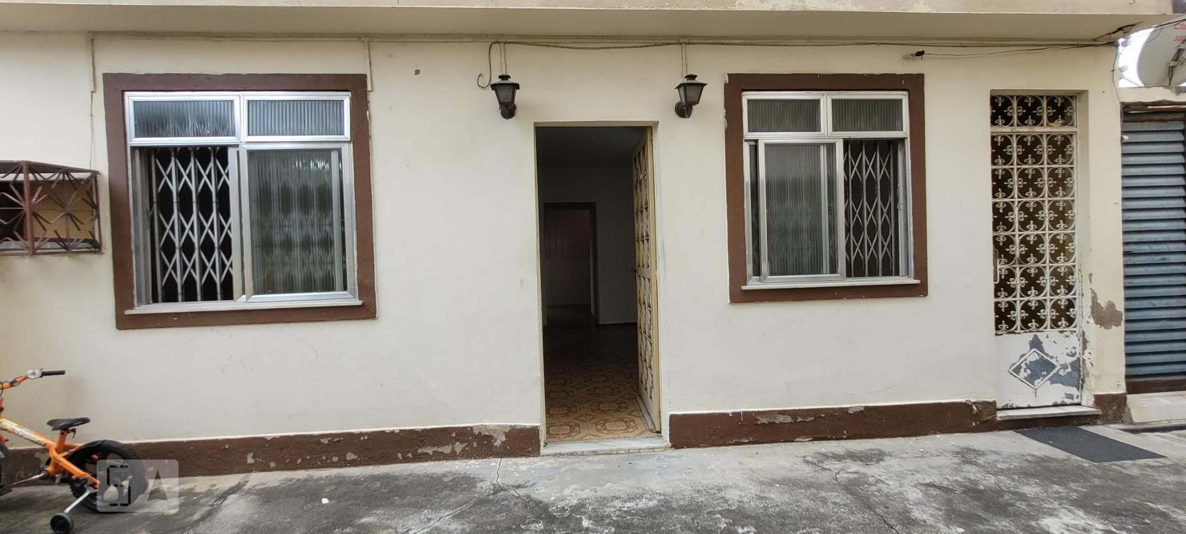 Fachada Condomínio em Rua Sodré da Gama, 98