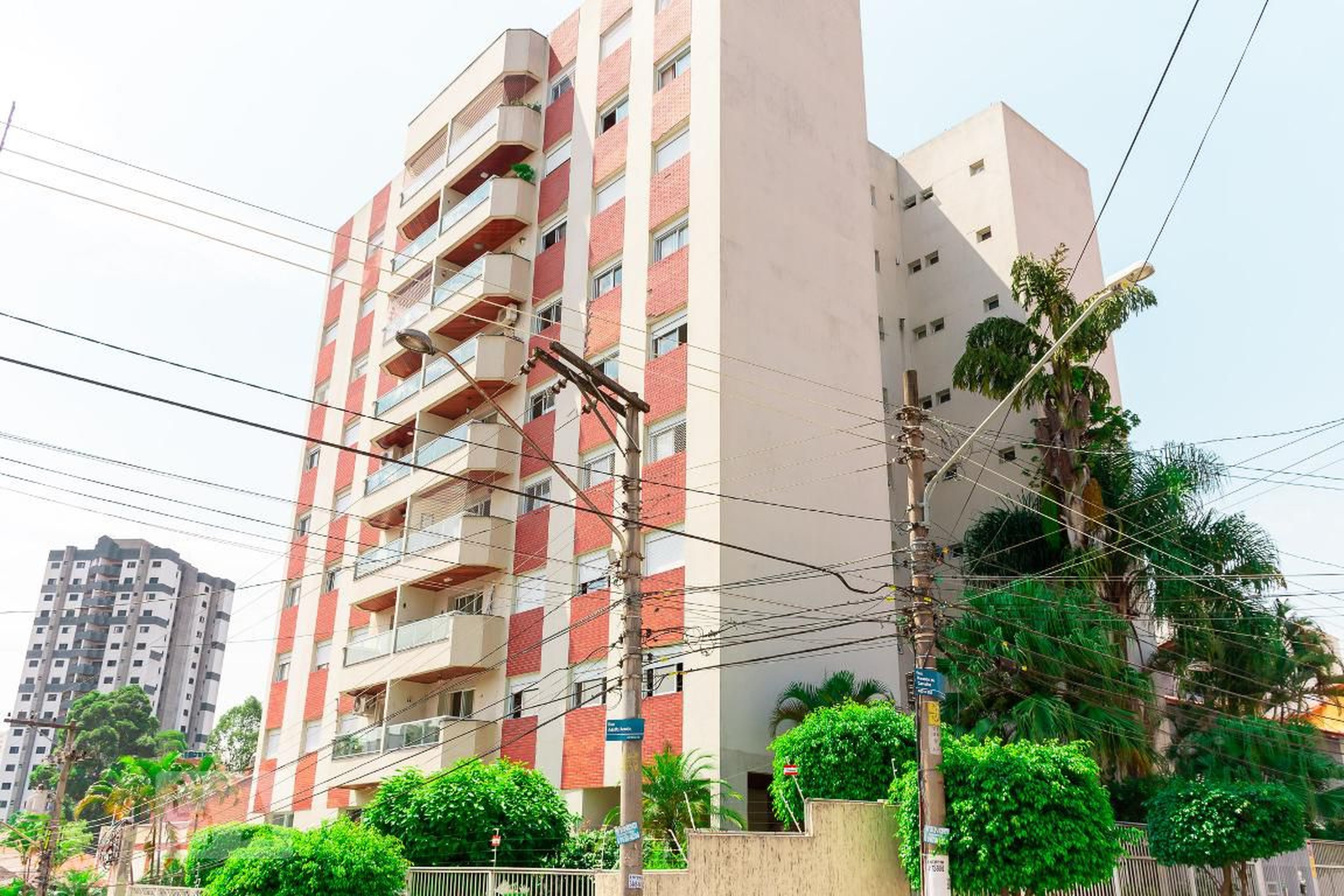 Fachada do Condomínio Condomínio Sofia