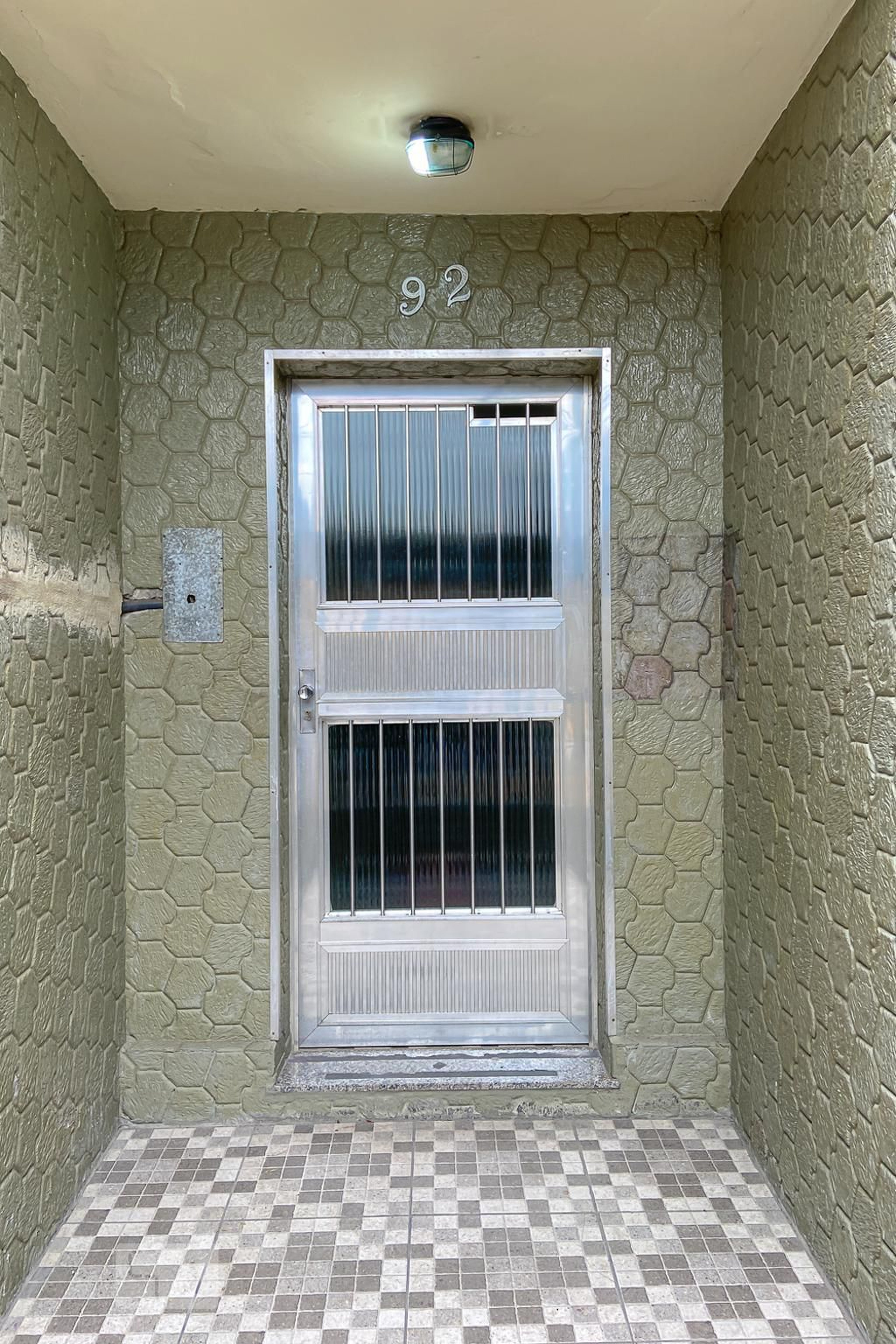 Entrada do prédio - null