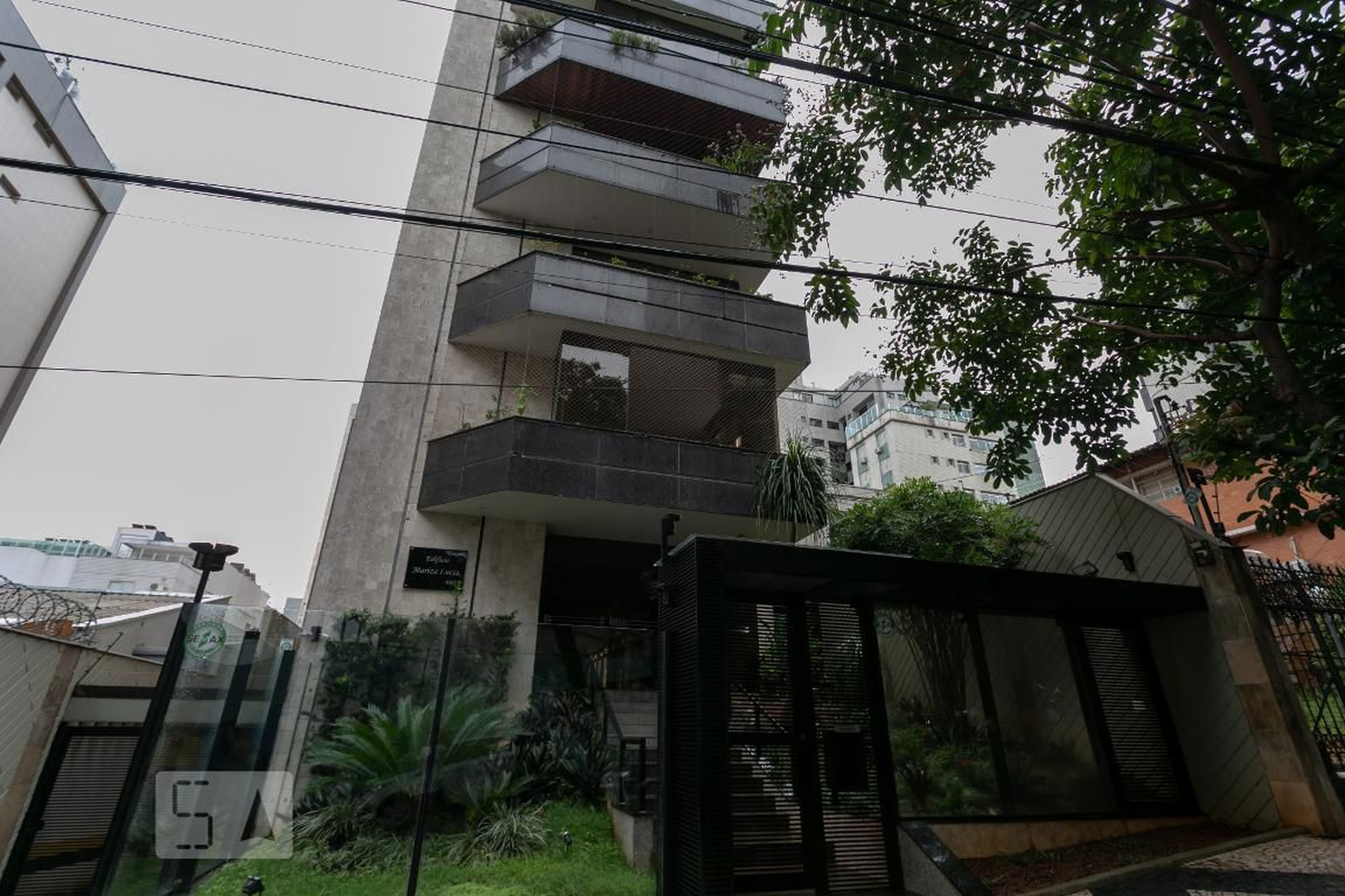 Fachada Condomínio em Rua Washington, 660