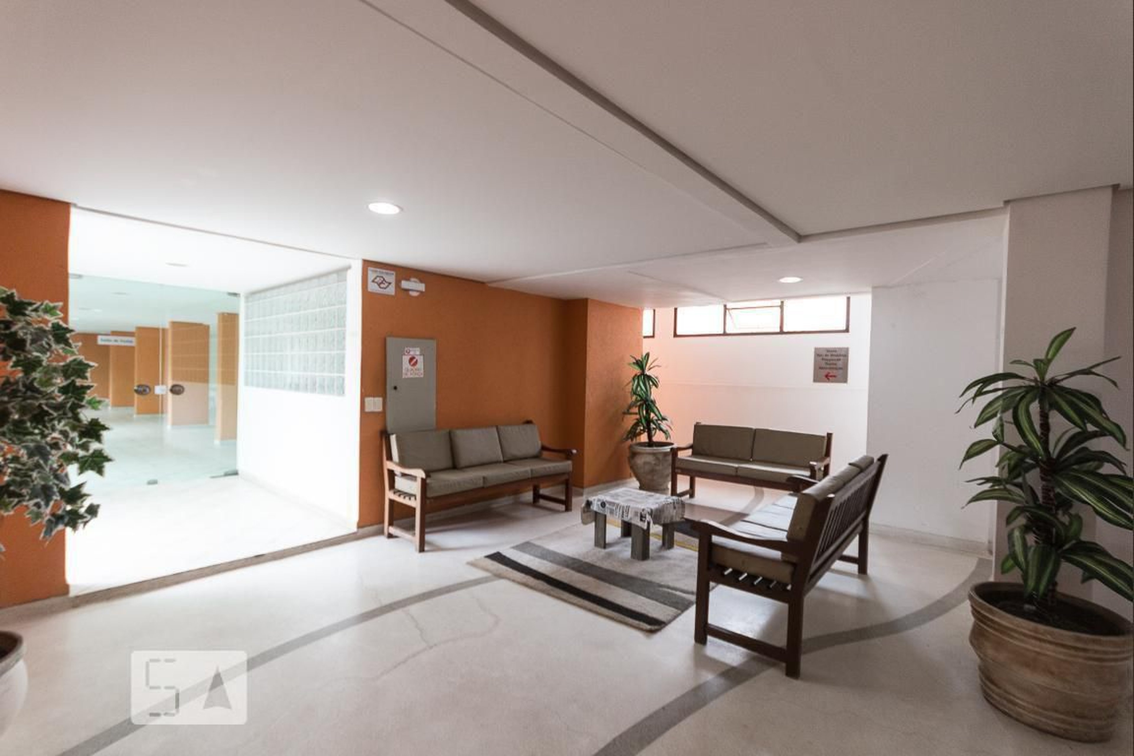 Hall - Edifício Jardins da Aclimação