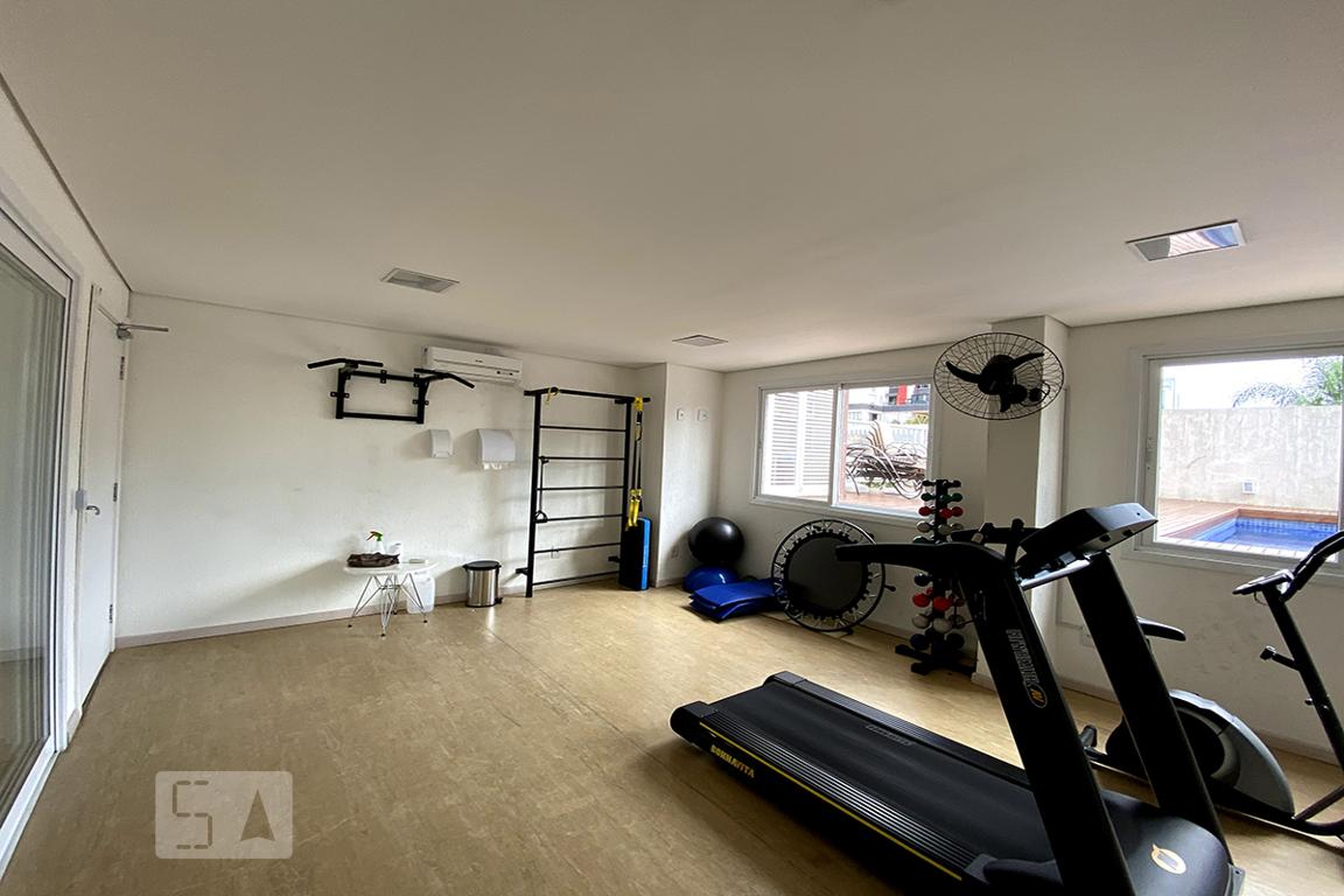 Academia - Madero Residence