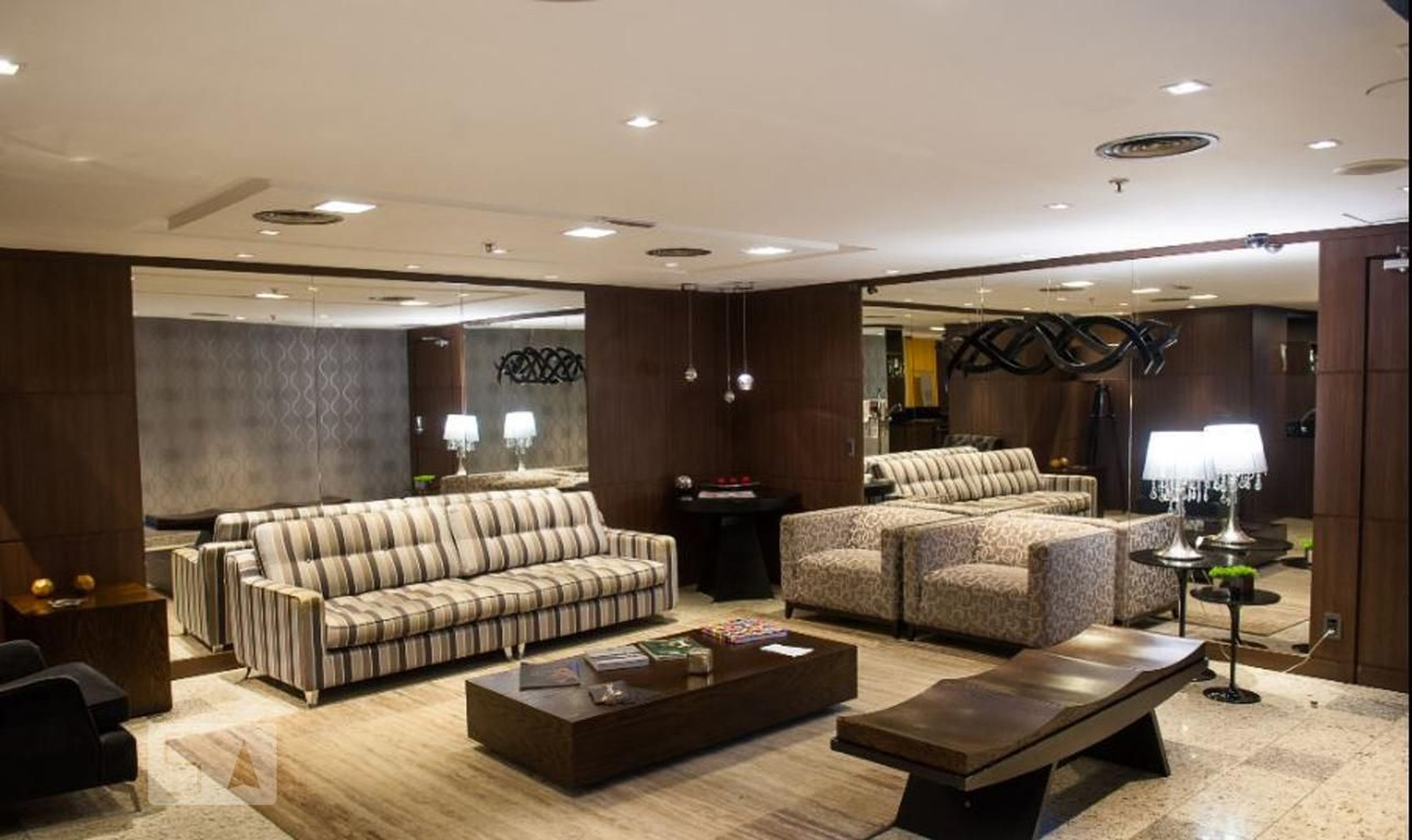 Hall - Manhattan Porto Alegre BY Mercure