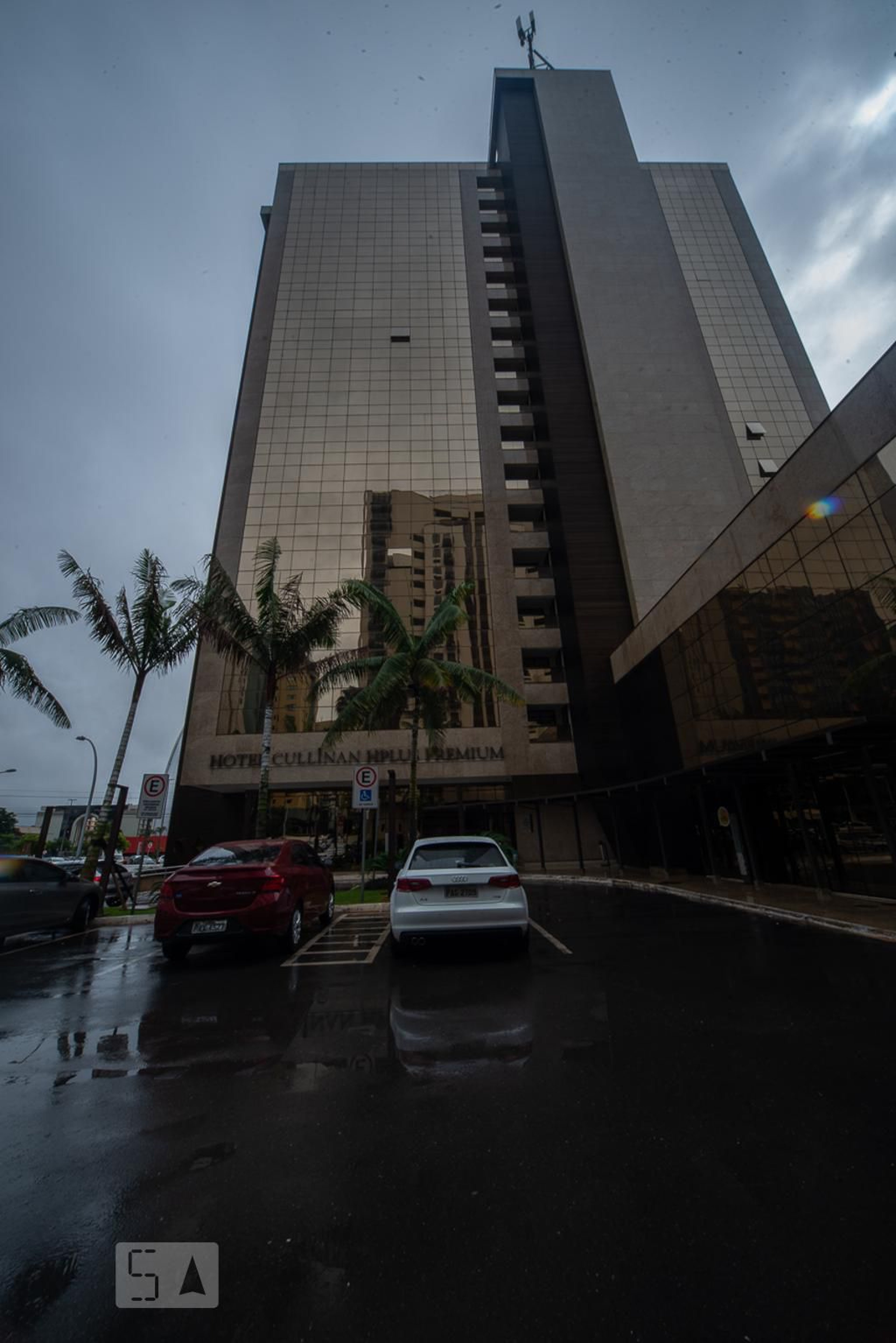 Fachada Condomínio em Via N2, 3328