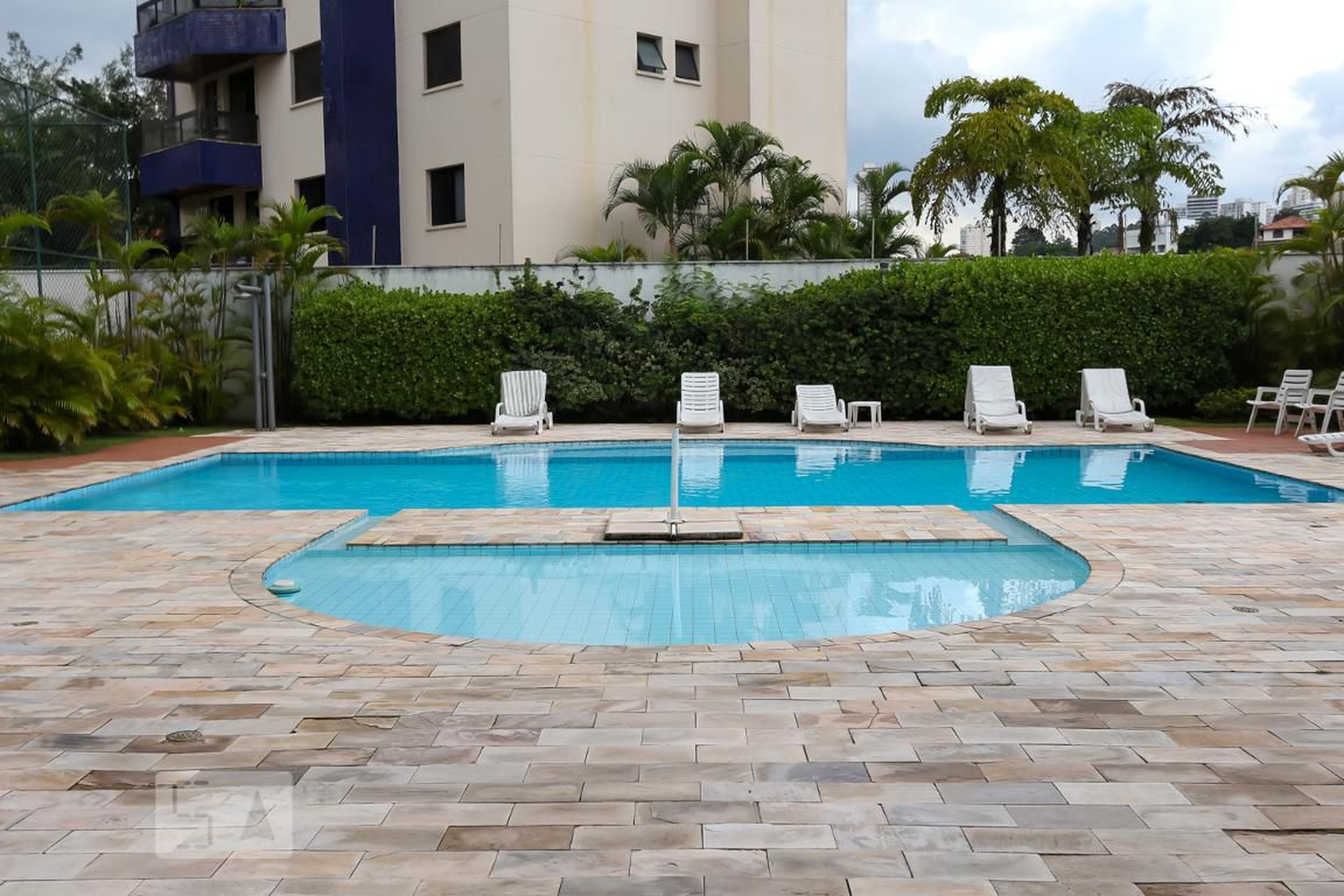 Piscina - Esplanada do Chá