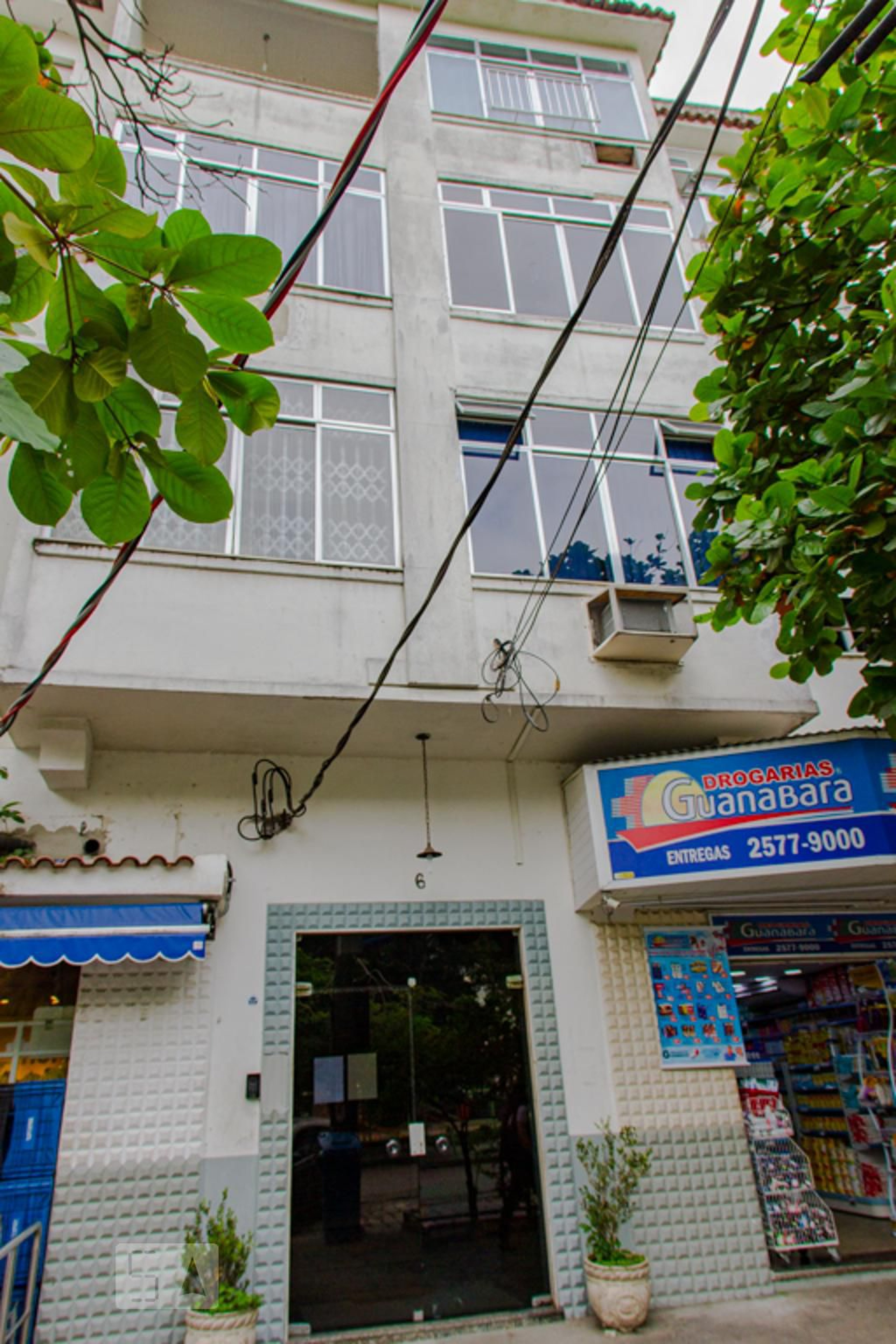 Fachada Condomínio em Praça Edmundo Rêgo, 6