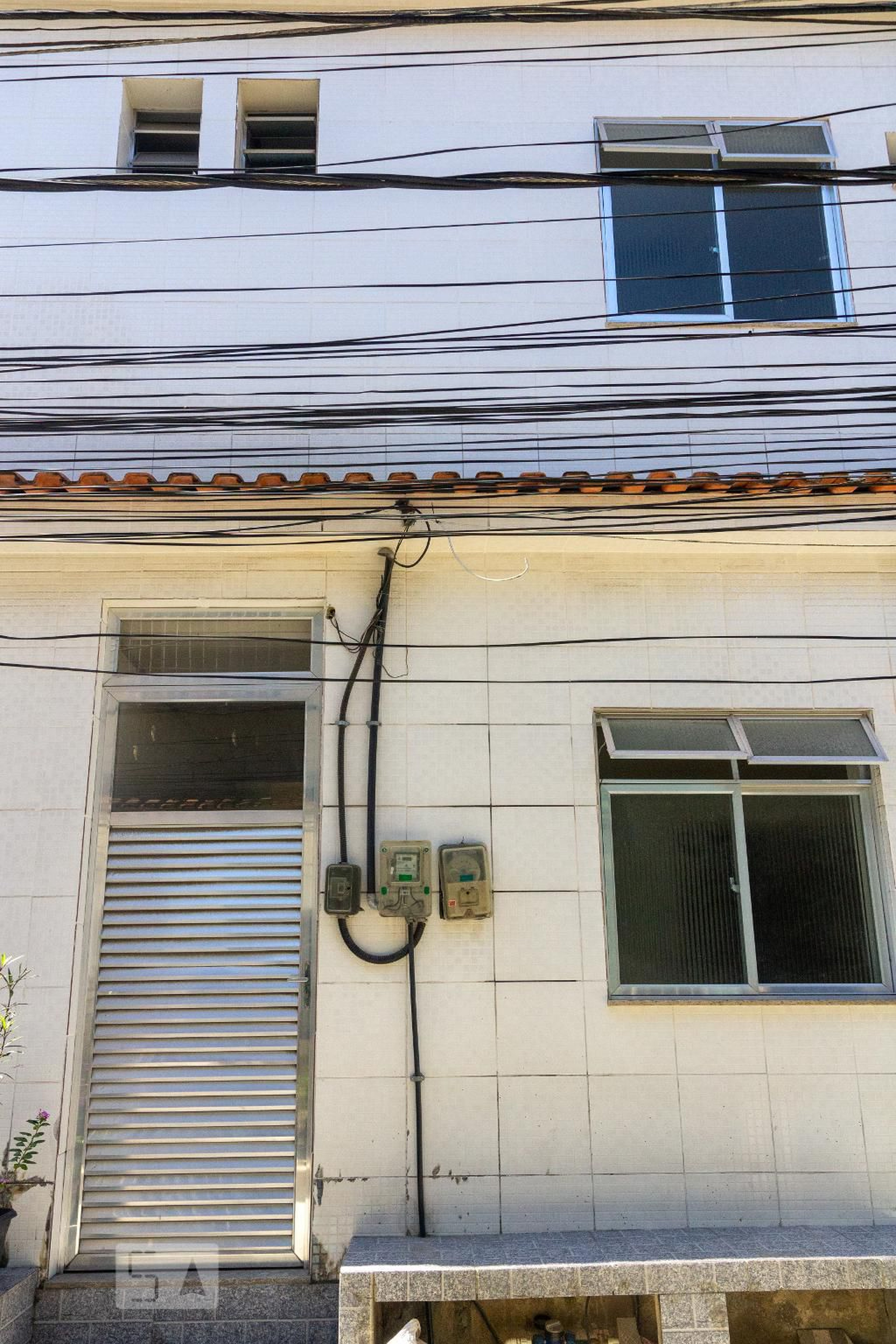 Fachada Condomínio em Rua Bela, 673