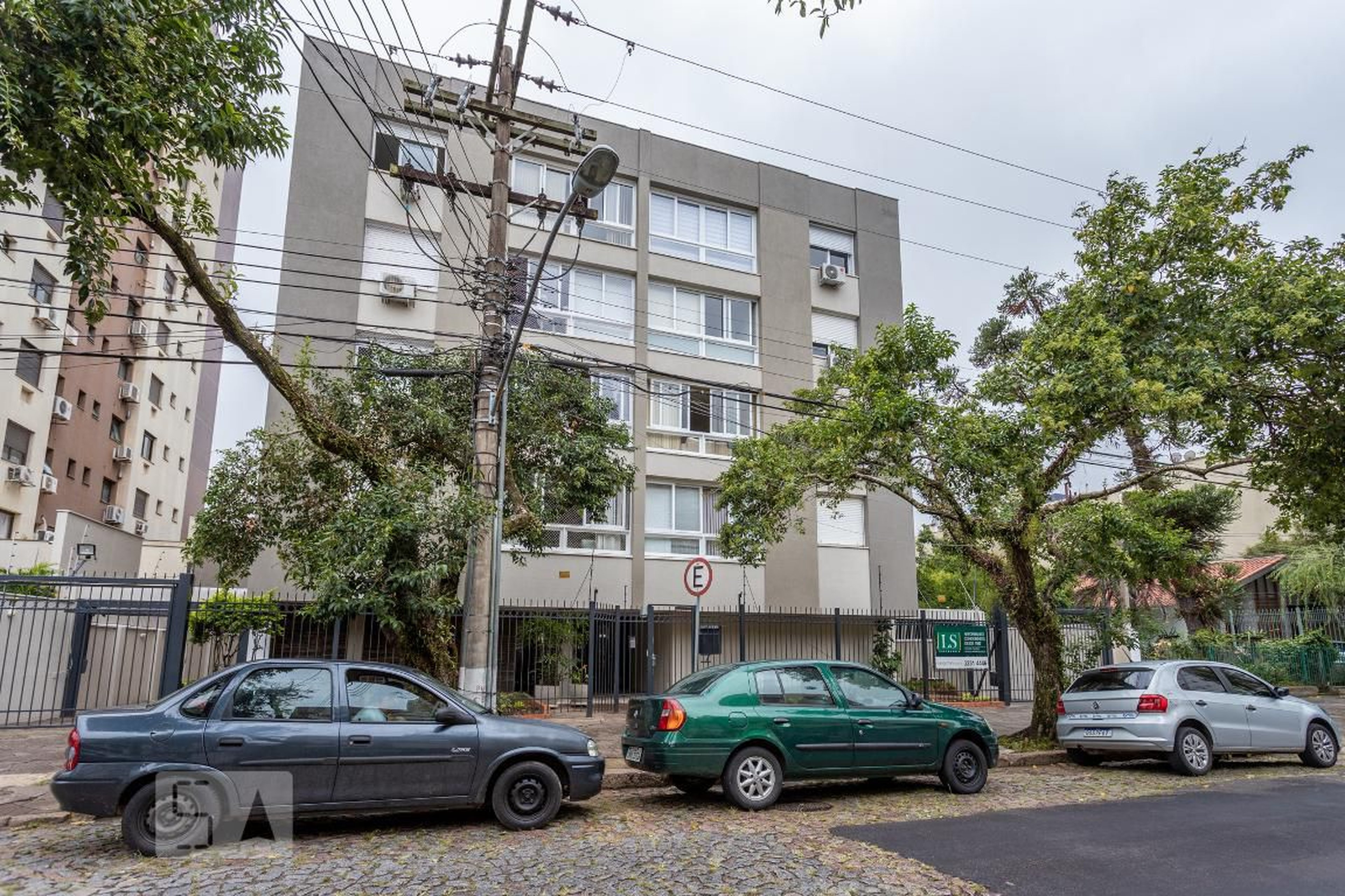 Fachada Condomínio em Avenida Alegrete, 364