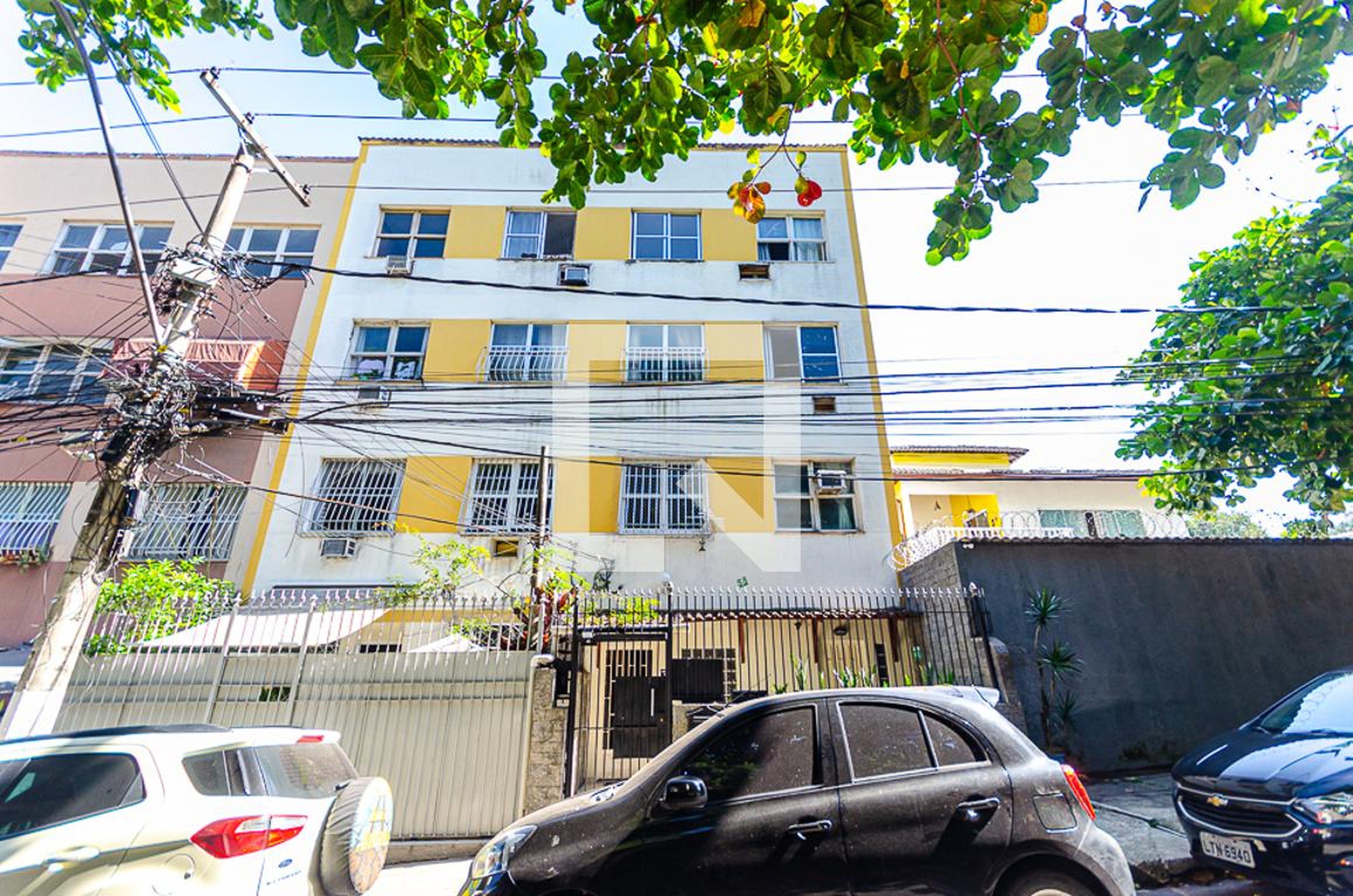 Fachada Condomínio em Rua Raul Pompéia, 58