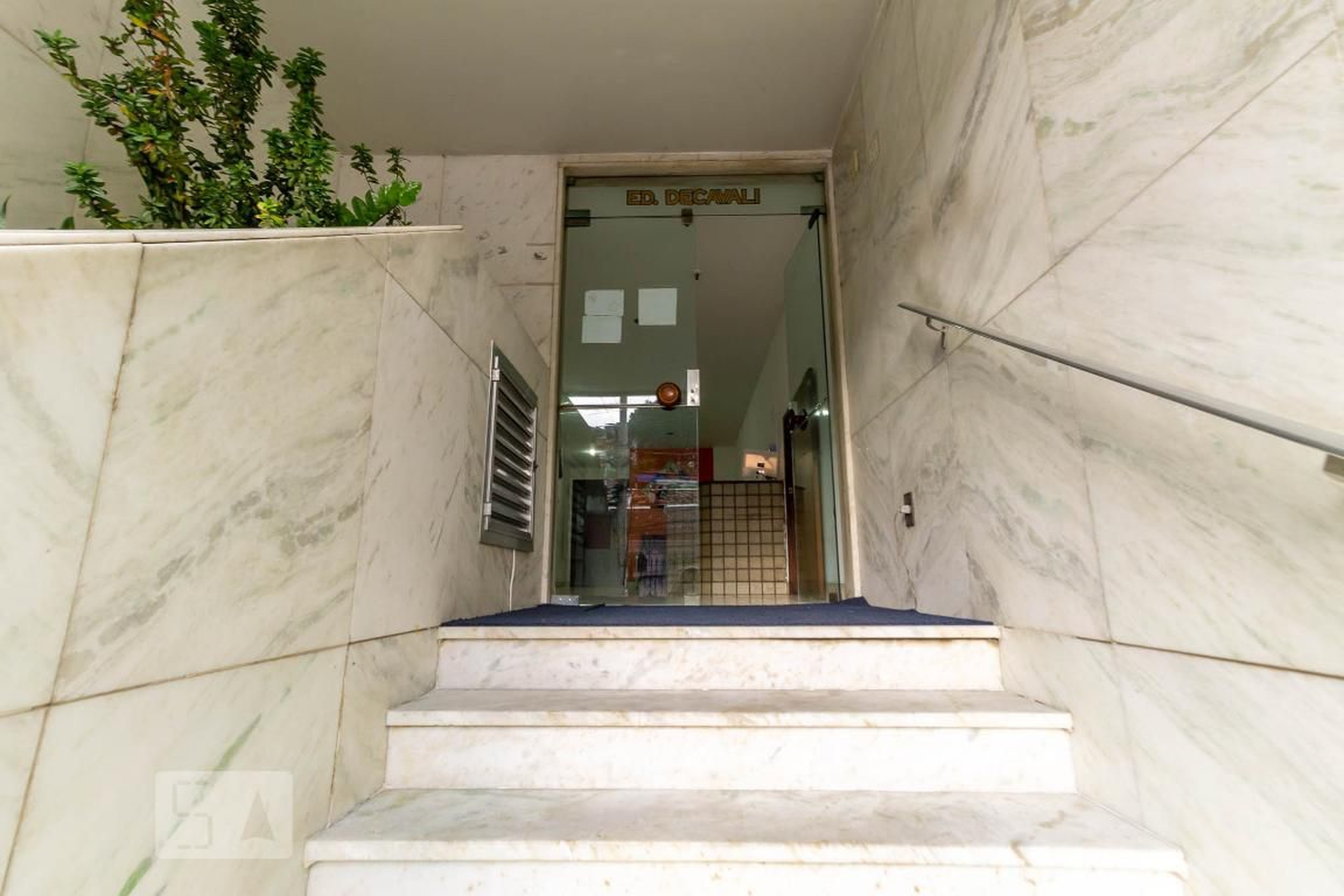 Entrada - Edifício Decayali