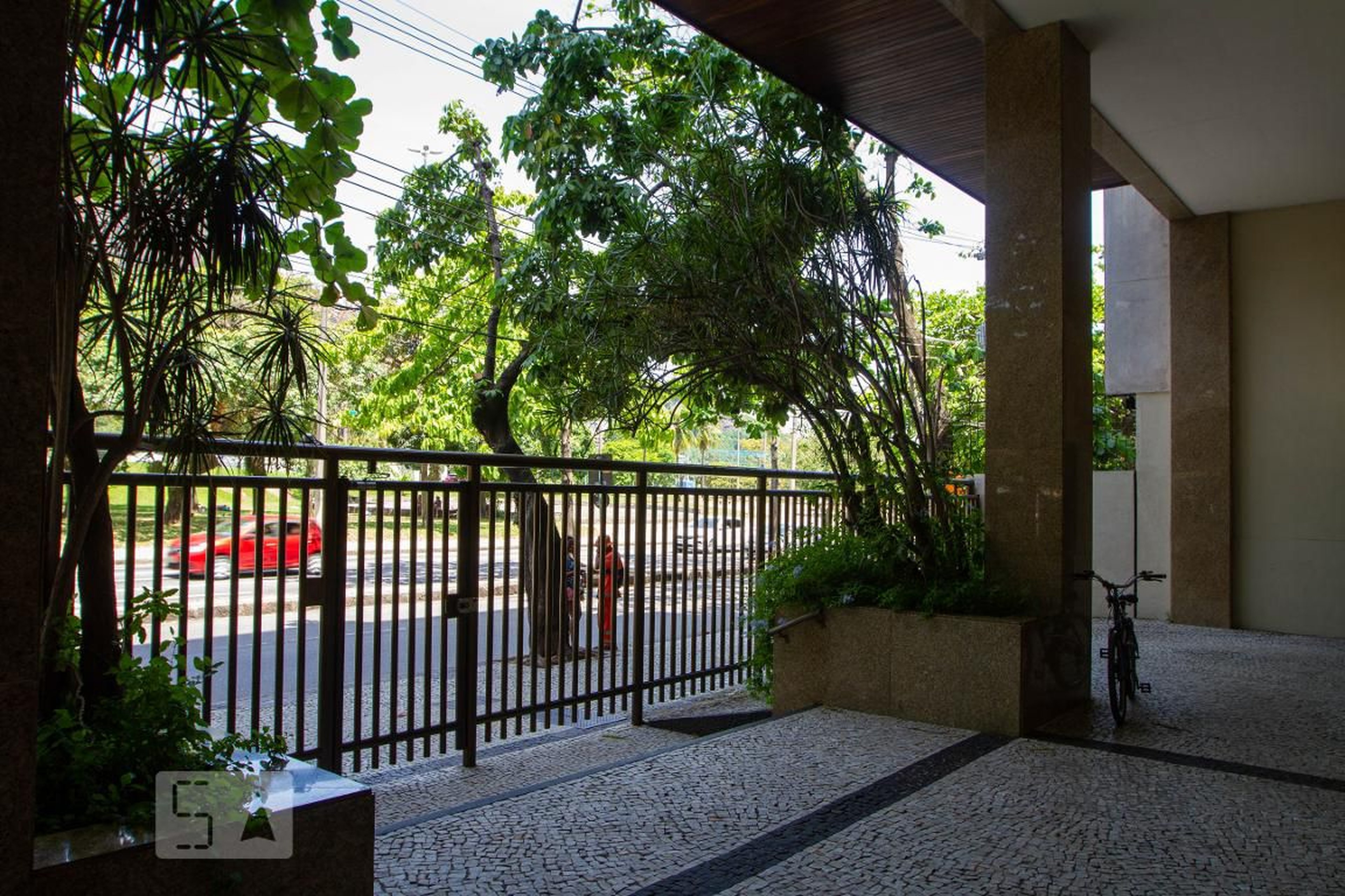 Entrada do Prédio - 