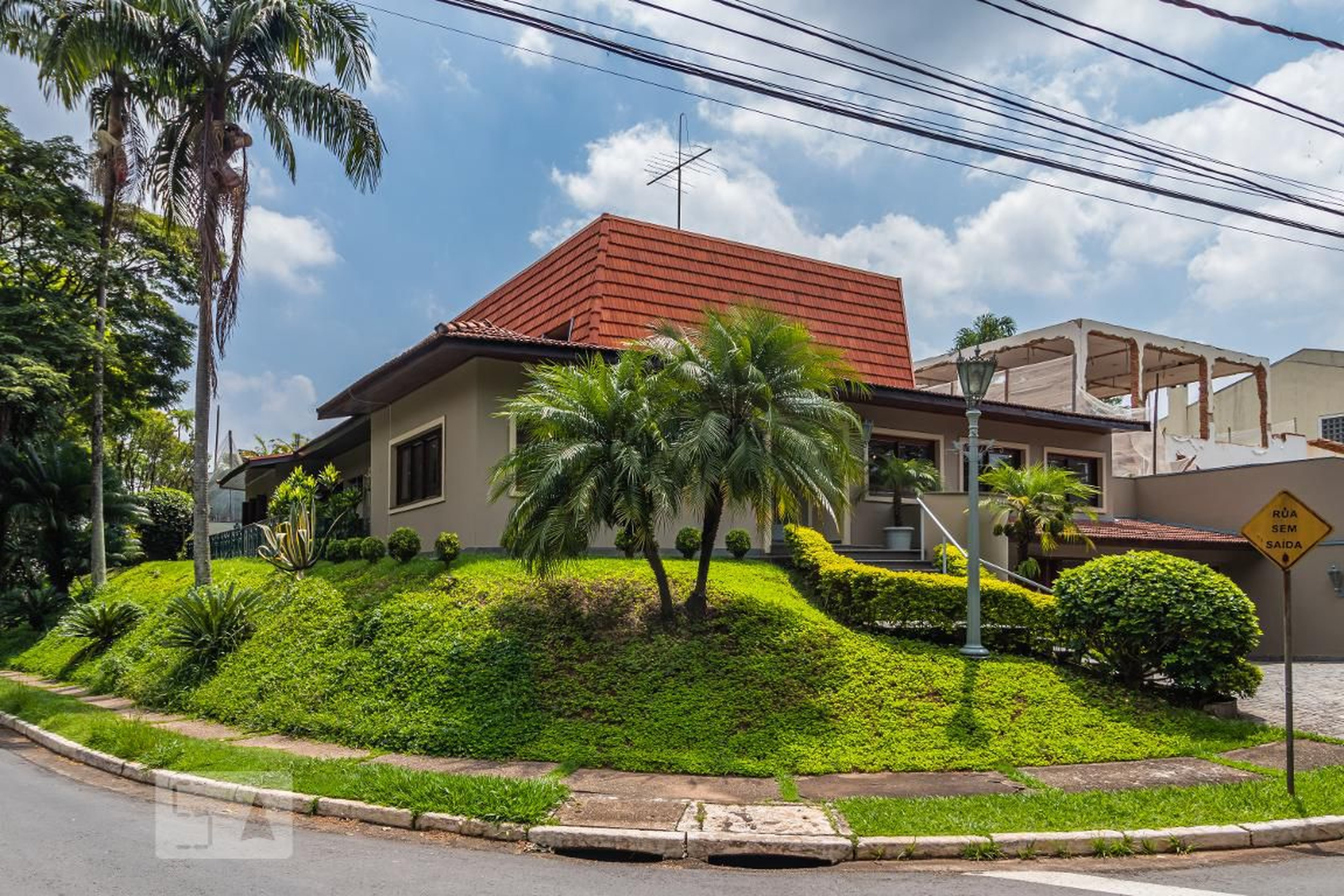 Fachada Condomínio em Alameda Áustria, 661