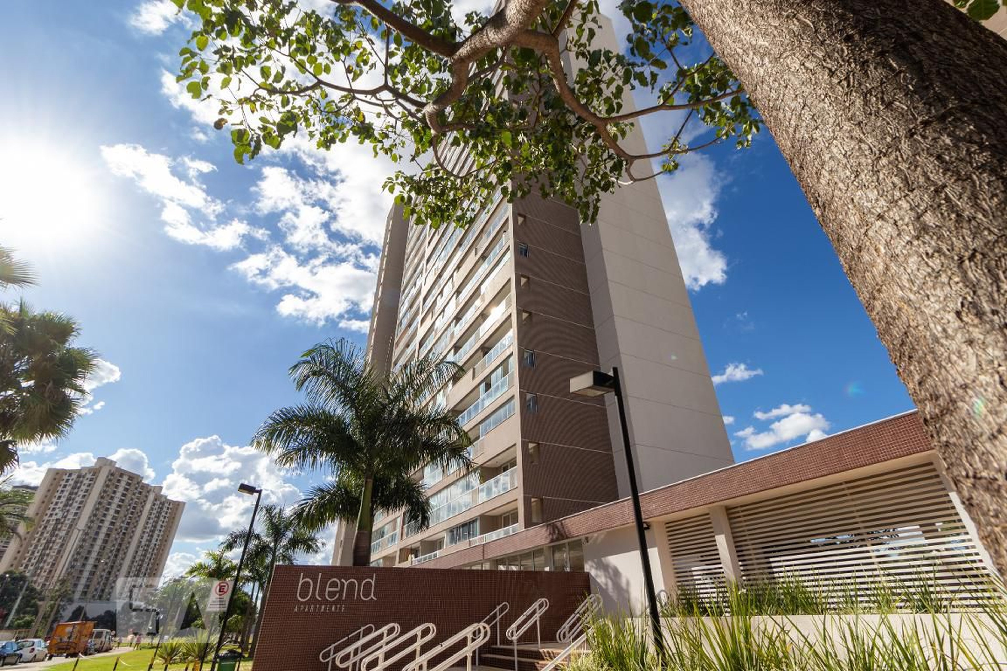 Fachada Condomínio Blend Apartments