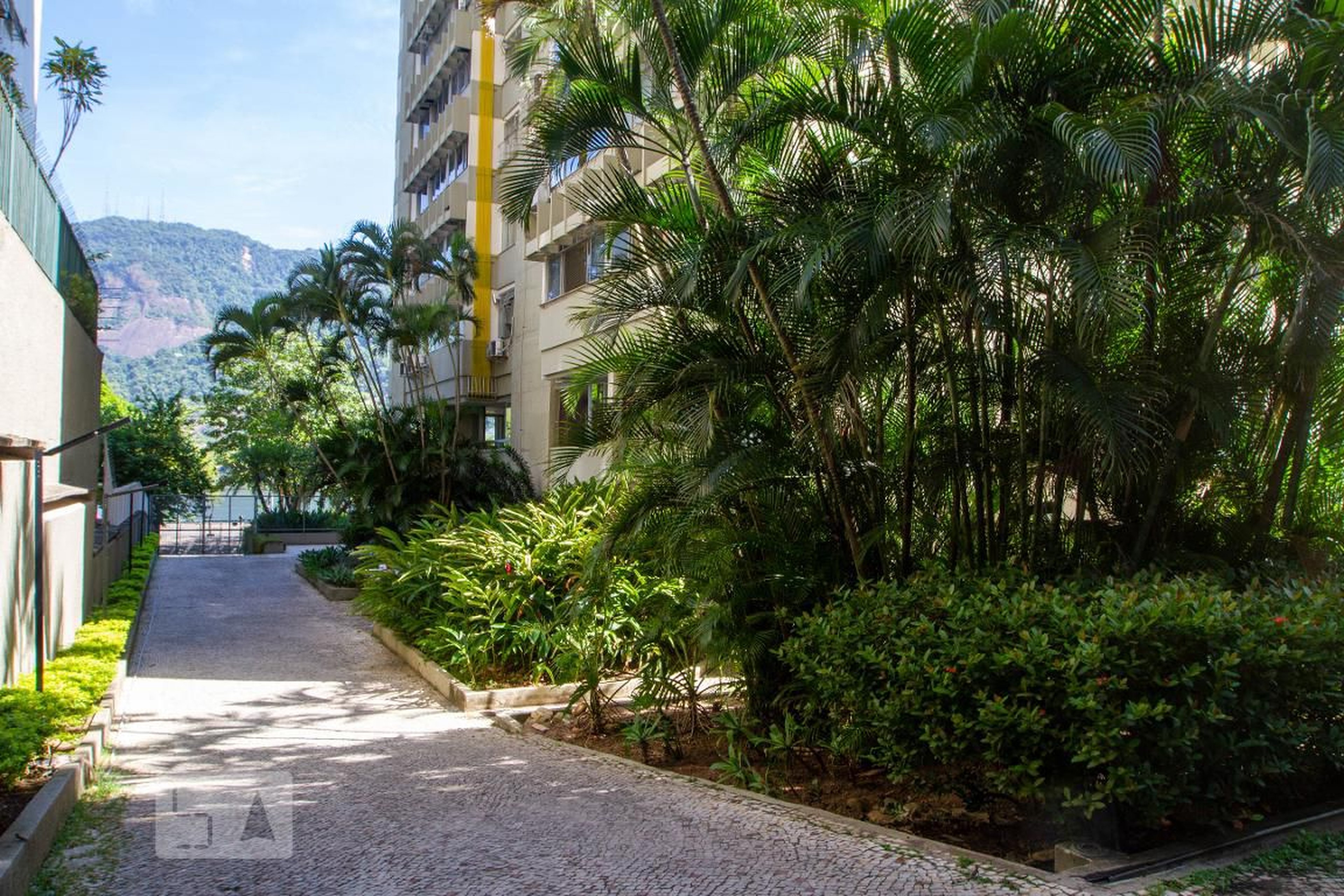 Entrada do Prédio - Edifício Vernon