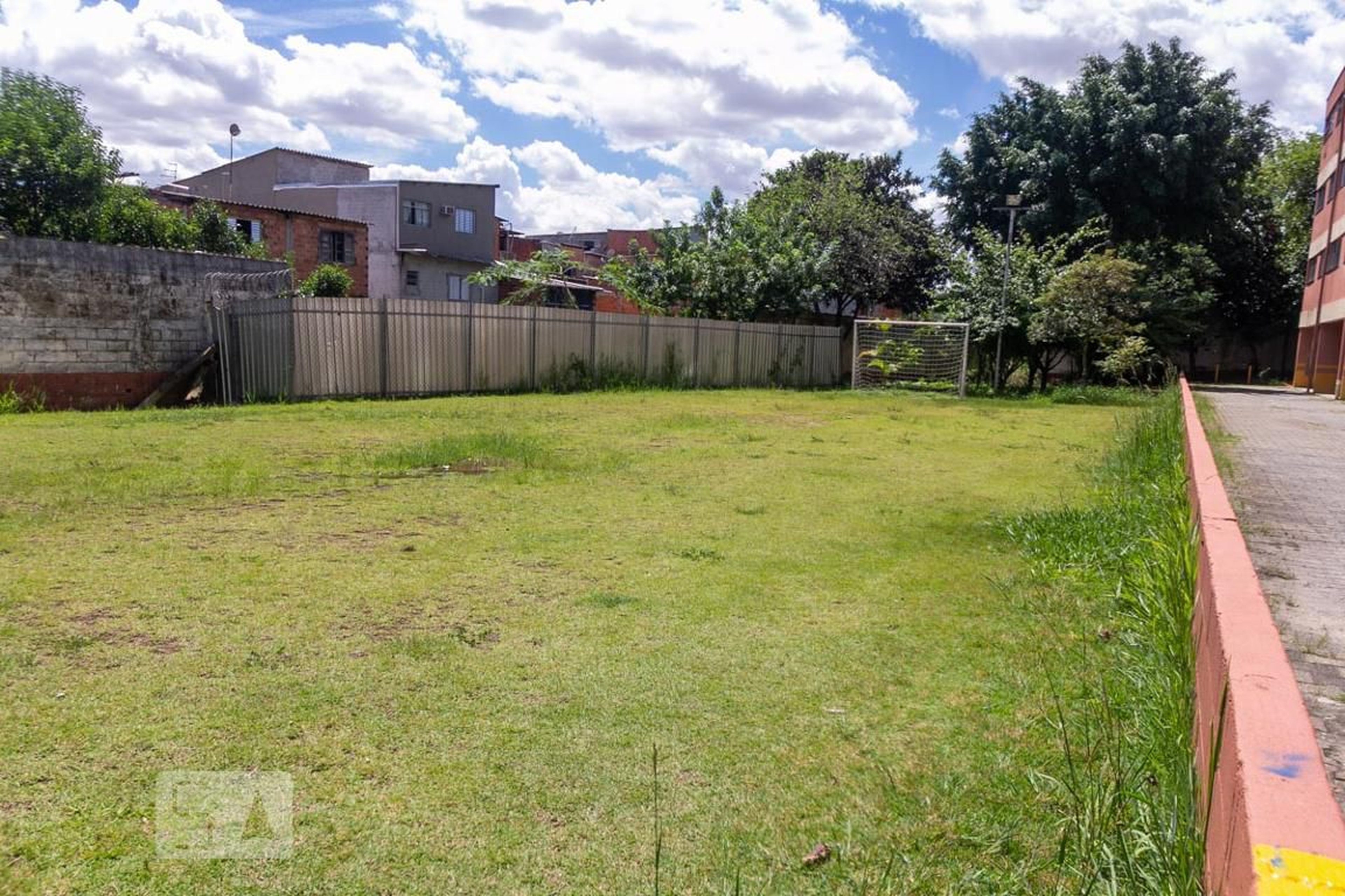 Quadra Esportiva - Edíficio Equador Paraguai