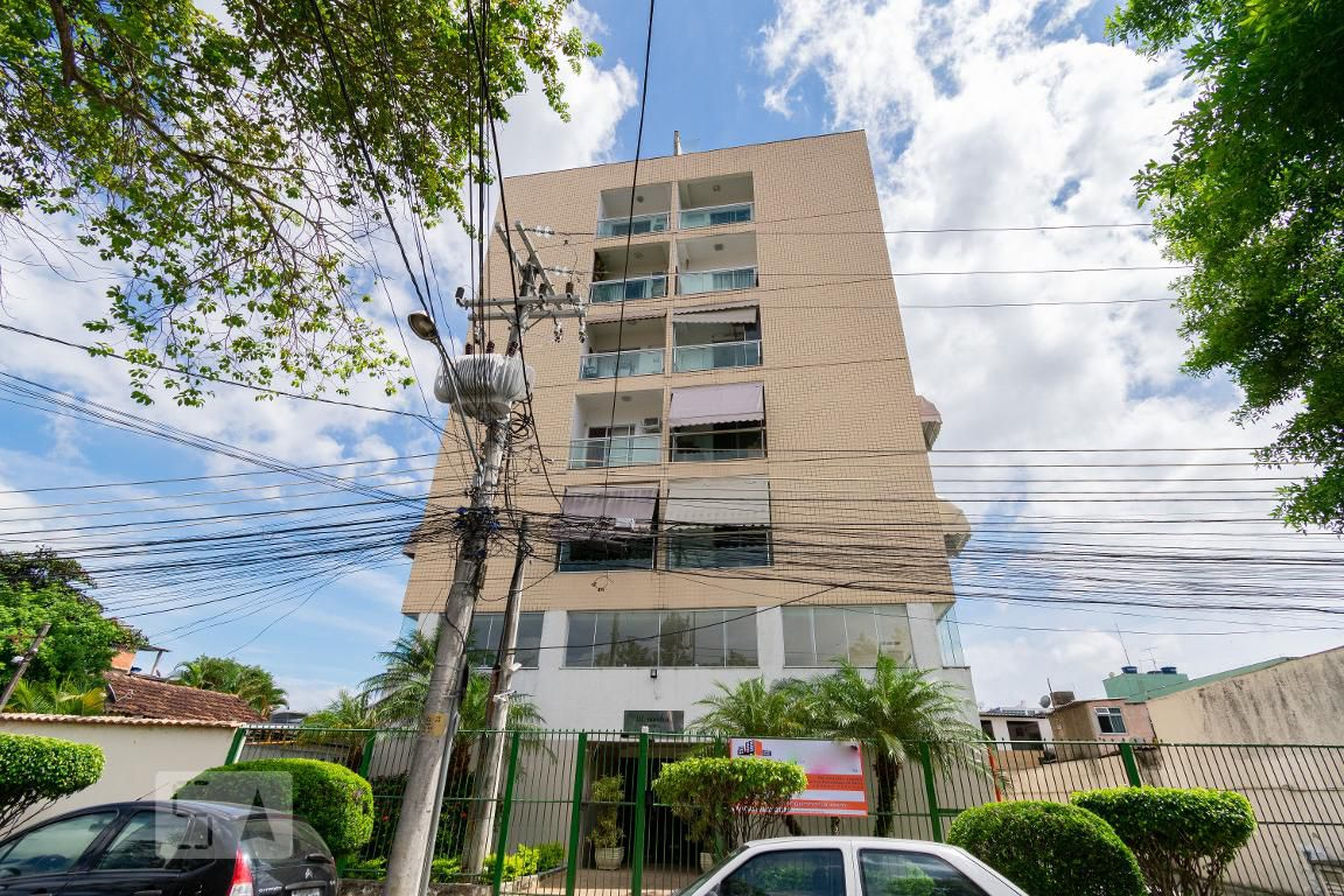 Fachada Condomínio em Rua Iriquitiá, 356