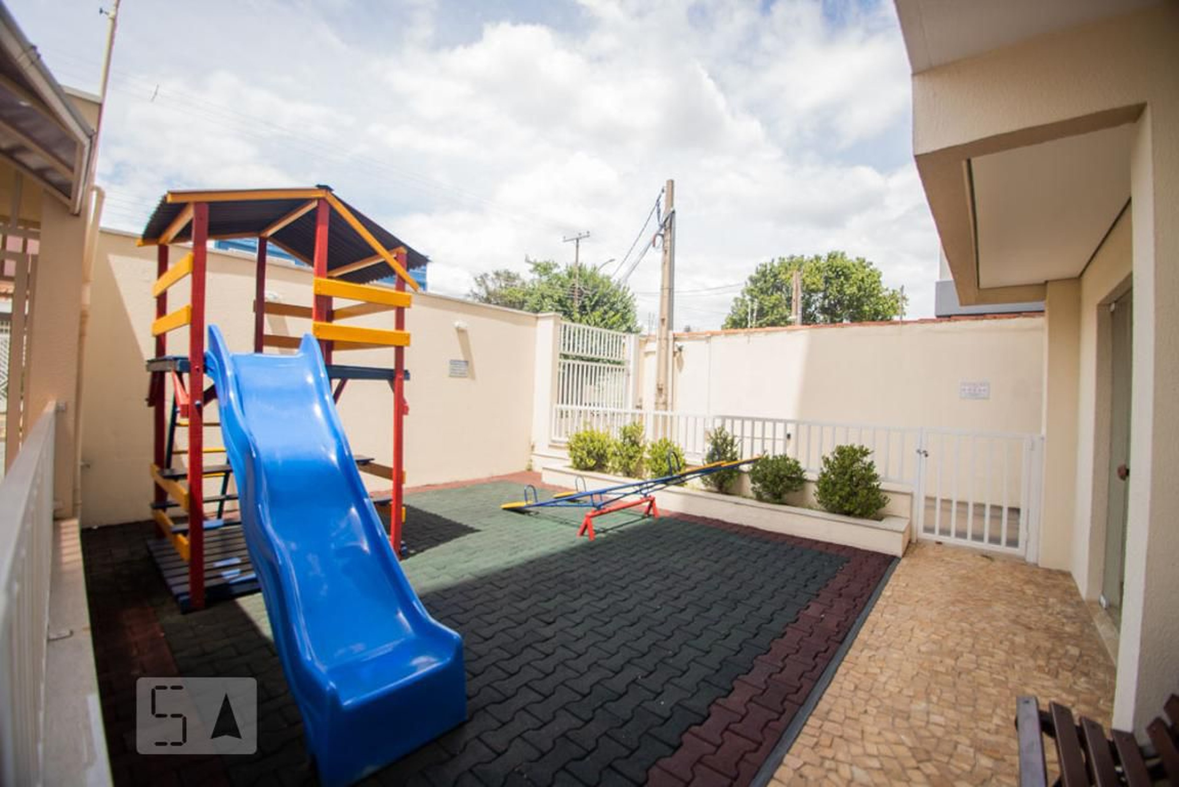 playground - Nice Place