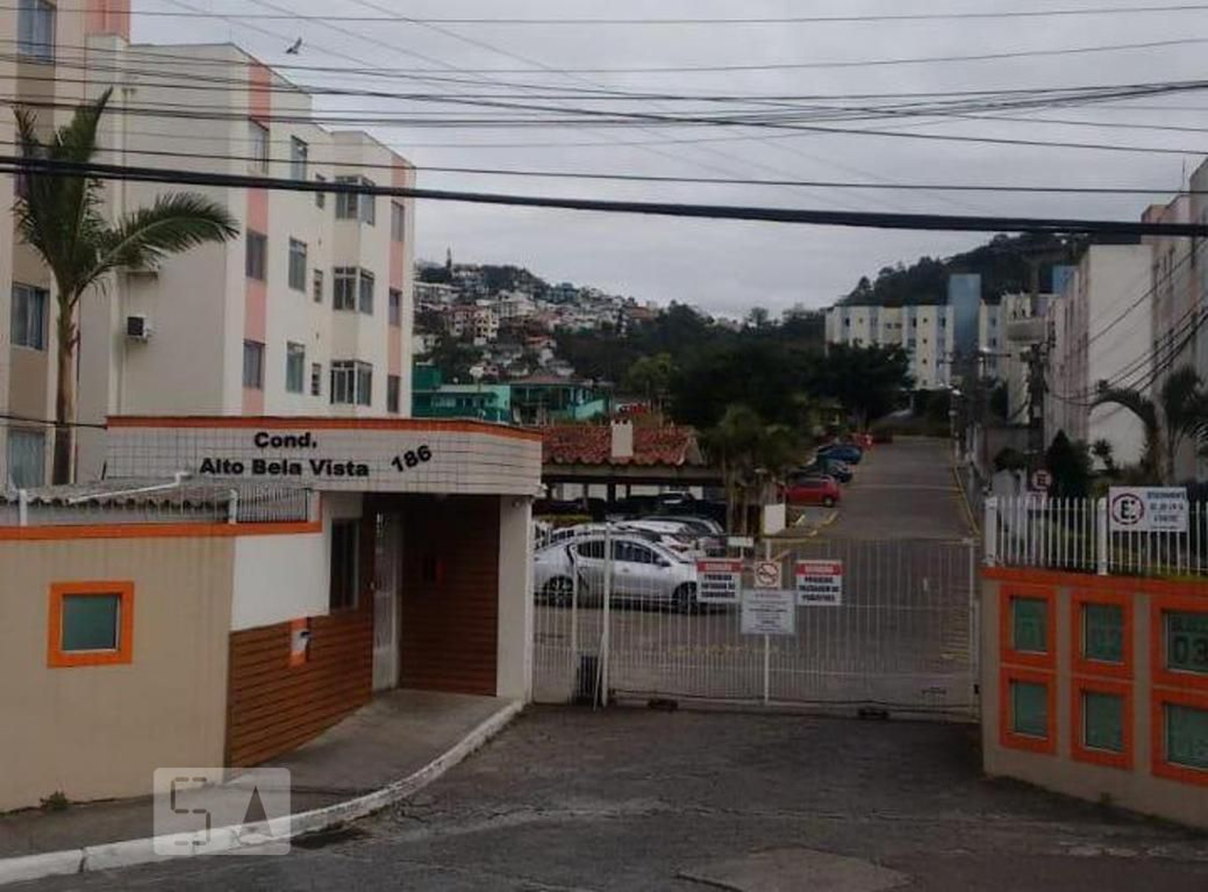 Fachada do Condomínio Condomínio Alto Bela Vista