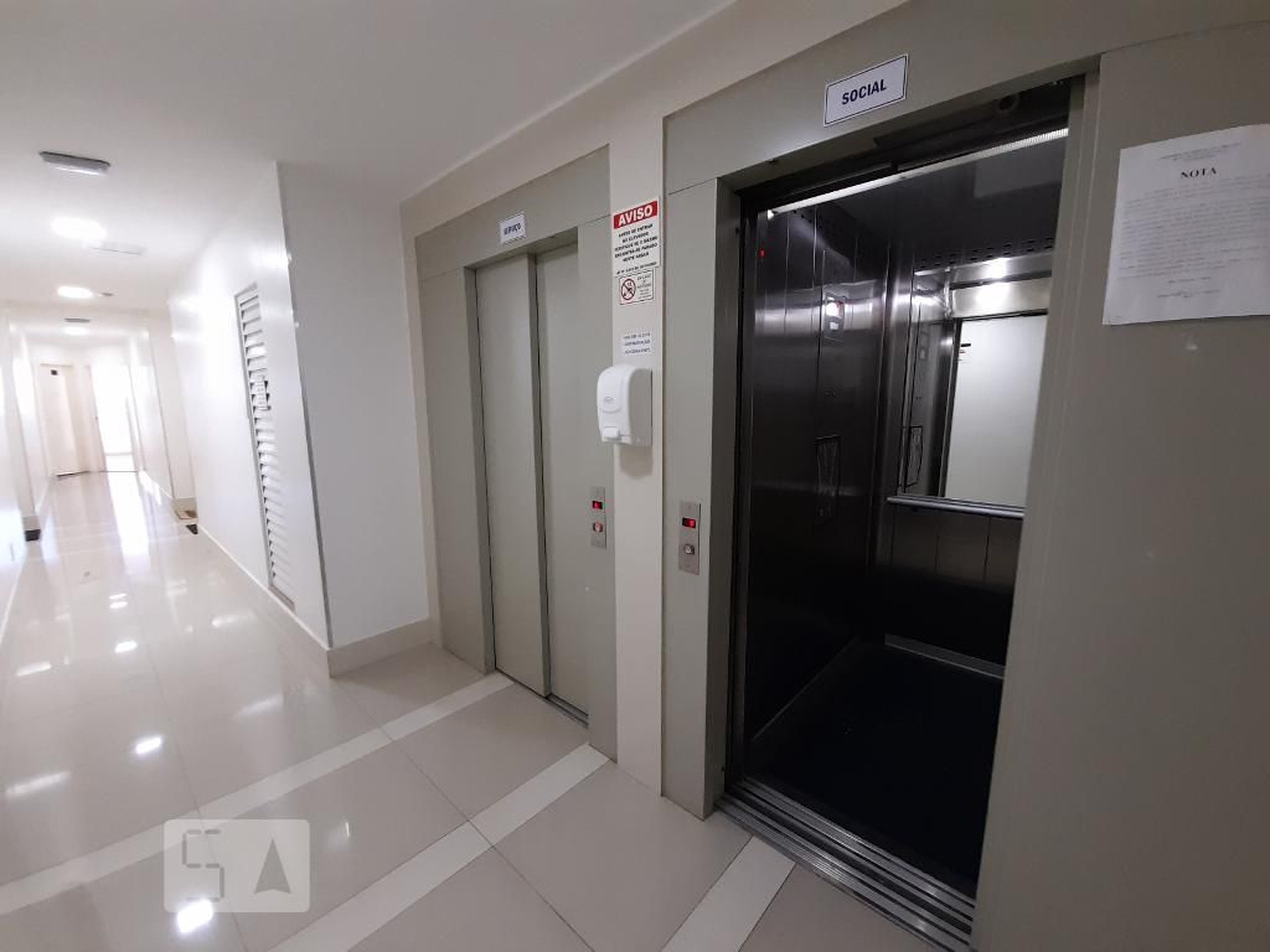 Elevador - Villa Rochelle