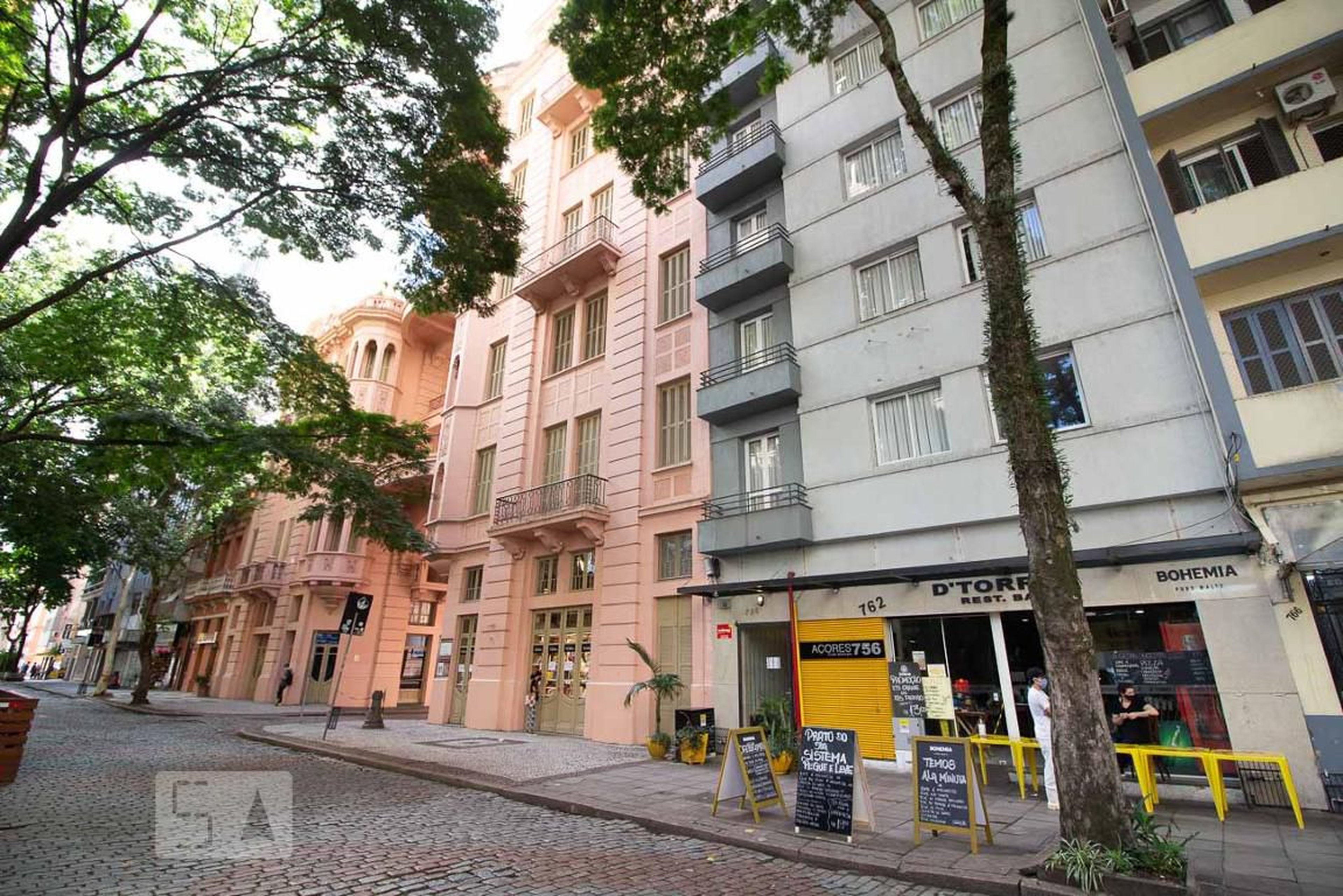 Fachada Condomínio Acores Flat