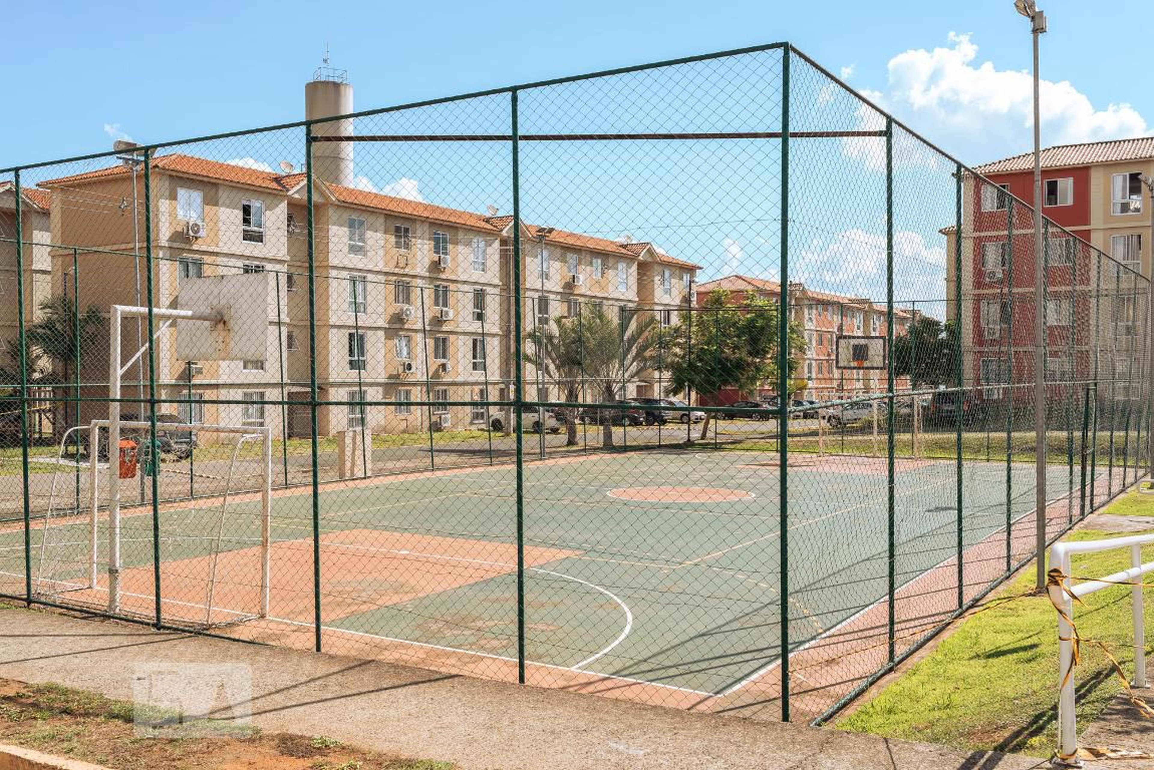 Quadra - Viver Canoas