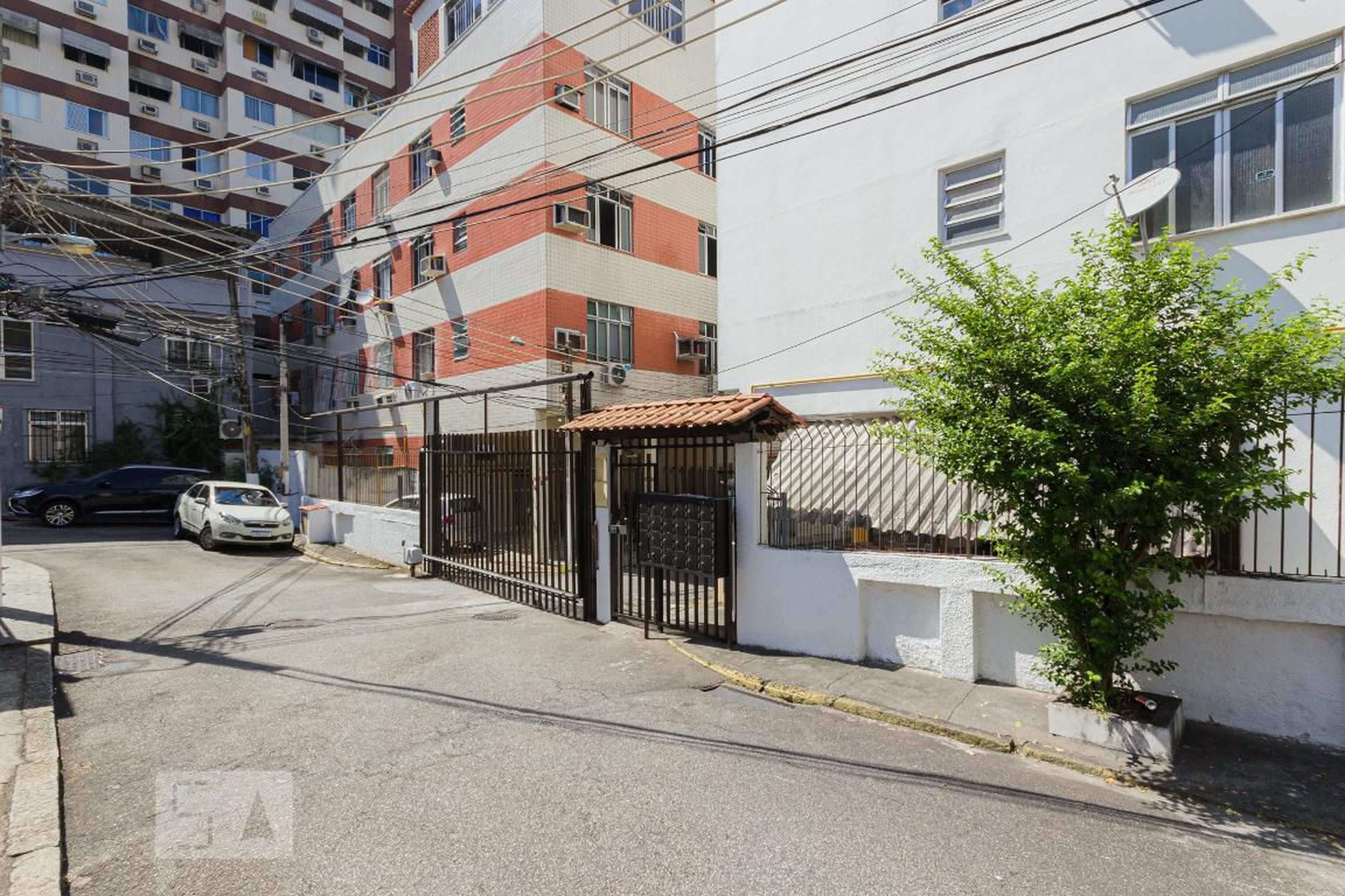 Condomínio - Três Rios