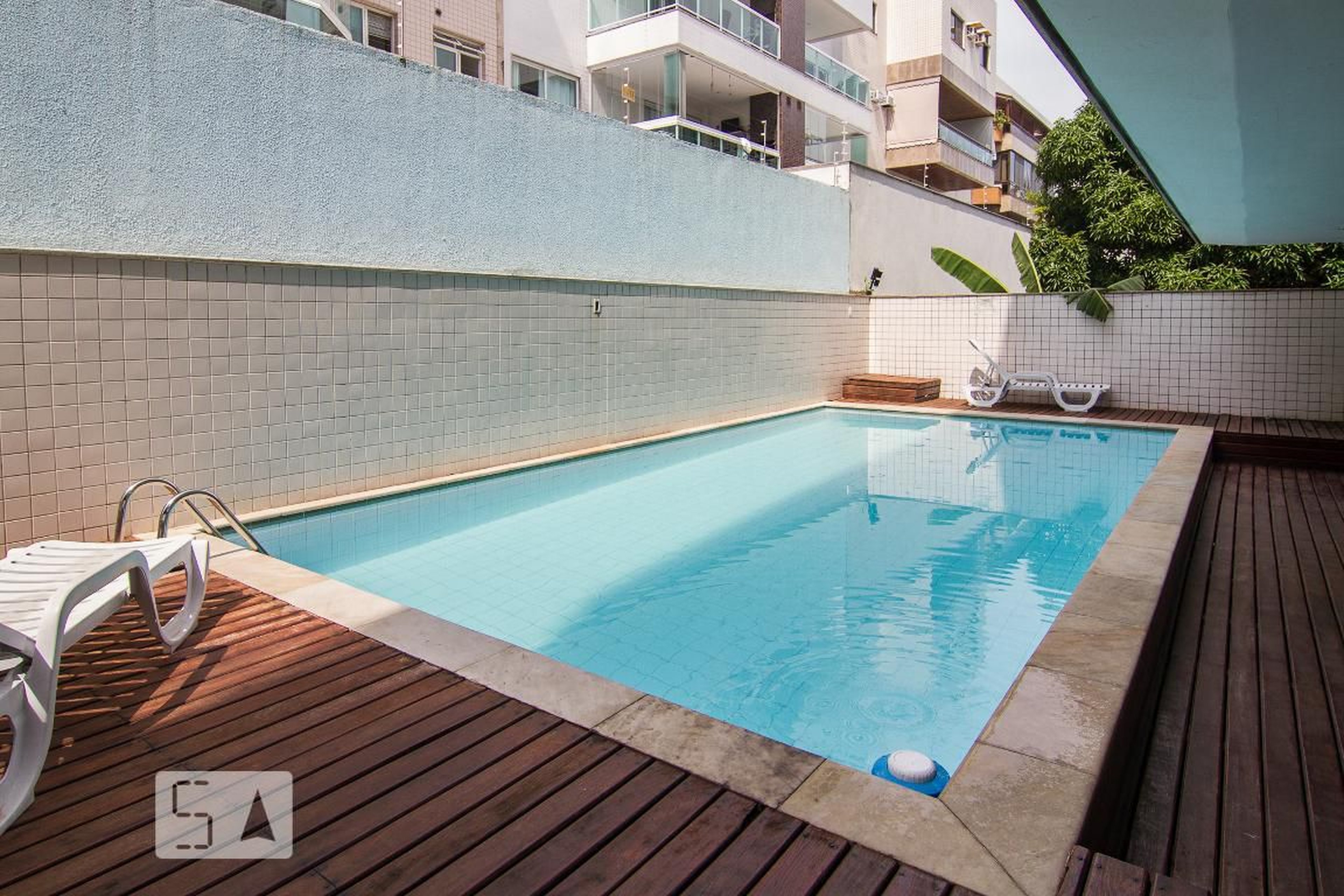 Piscina - Edifício Washington Chama