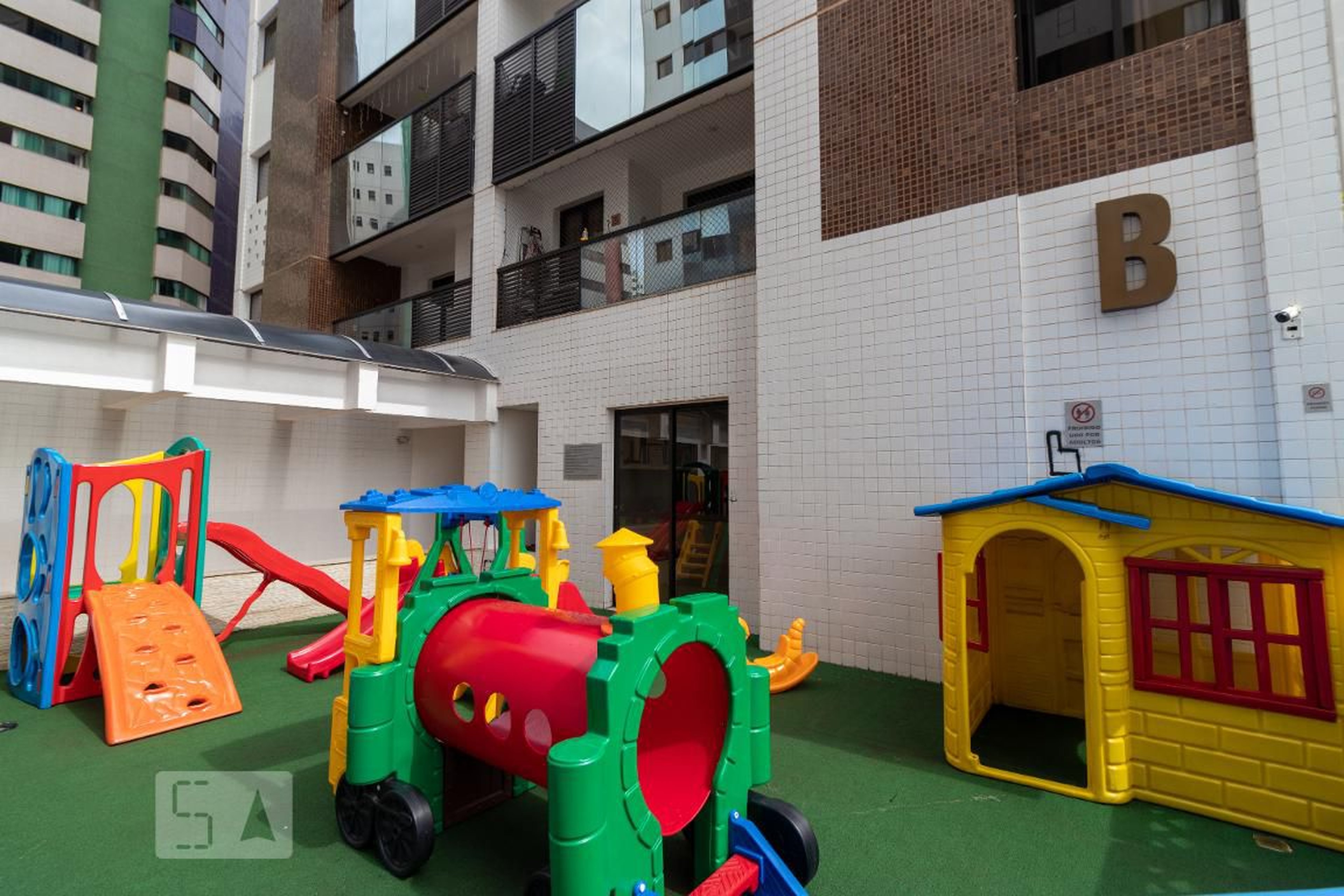 Playground - ED. Max Home e Mall