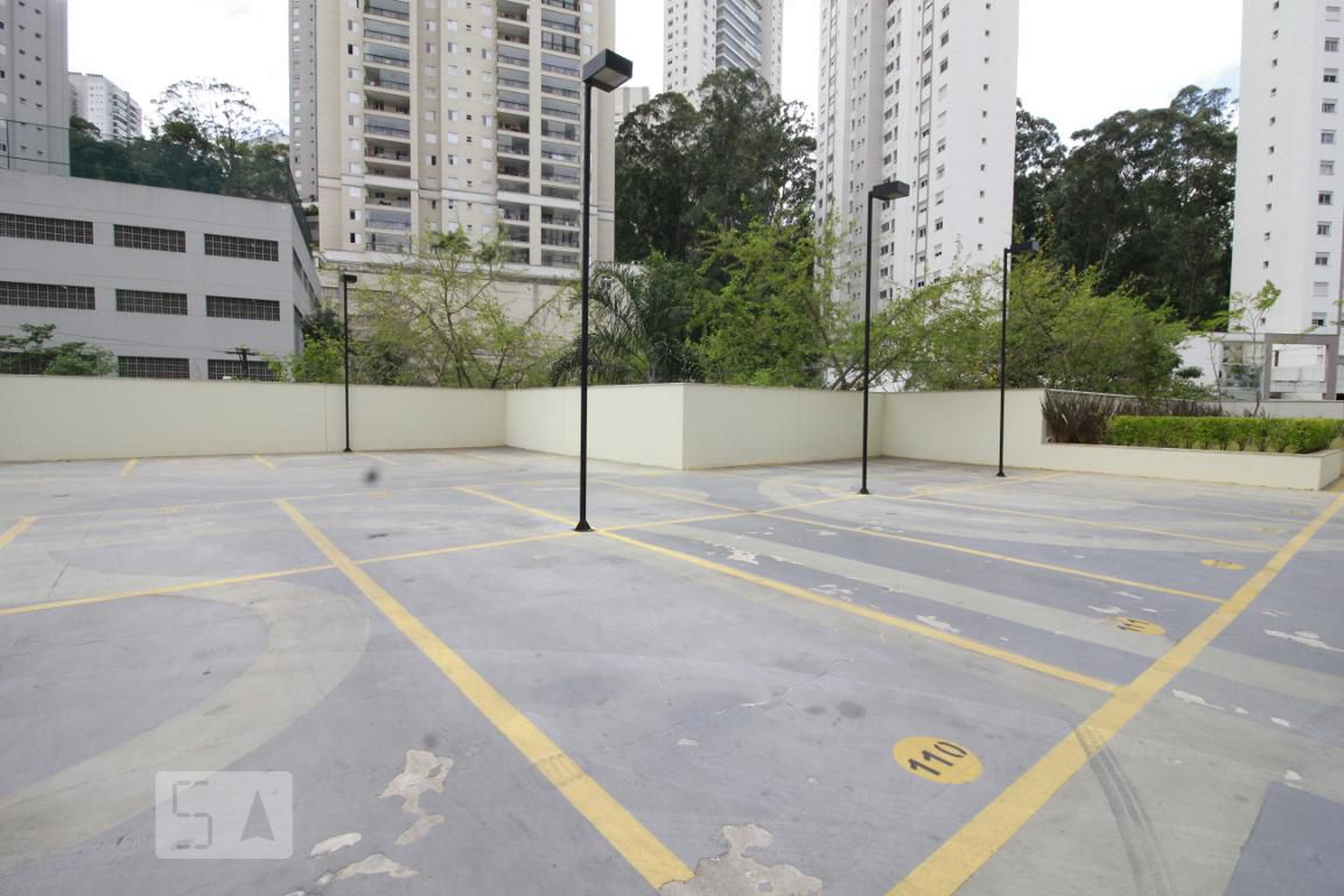 Estacionamento - Chardonnay