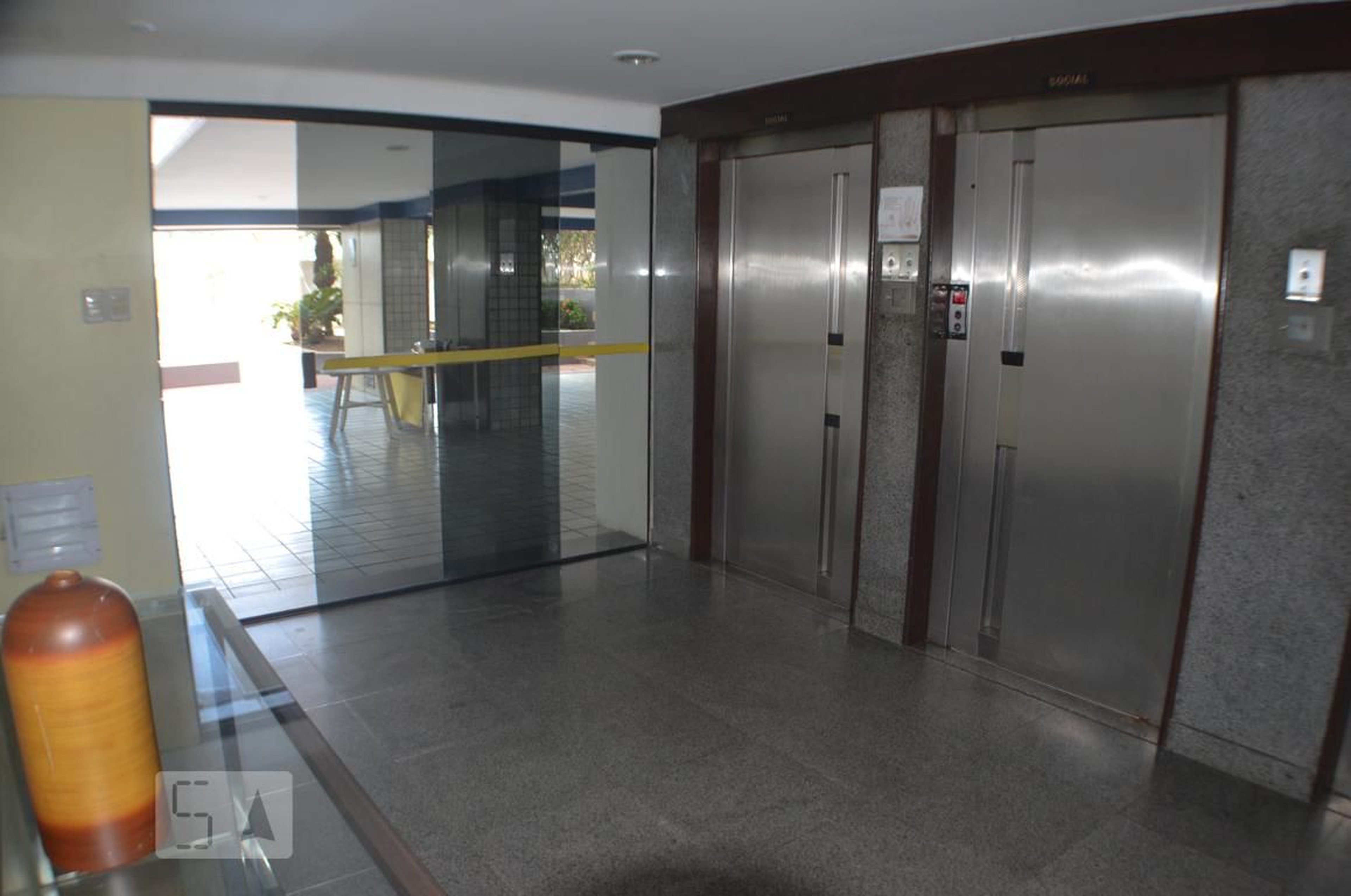 Hall de Entrada Condomínio Morada das Mangueiras