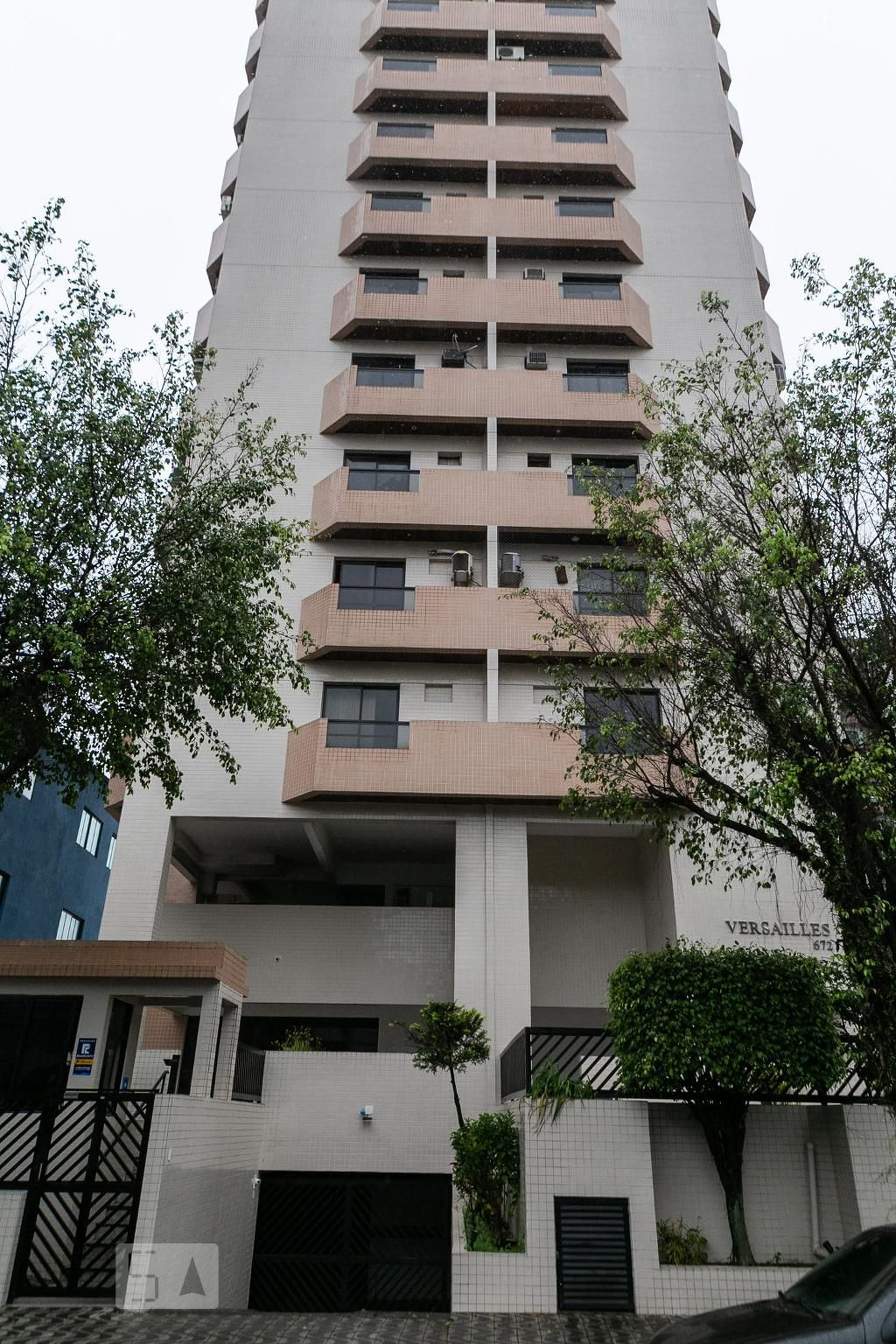 Fachada Condomínio Versalles