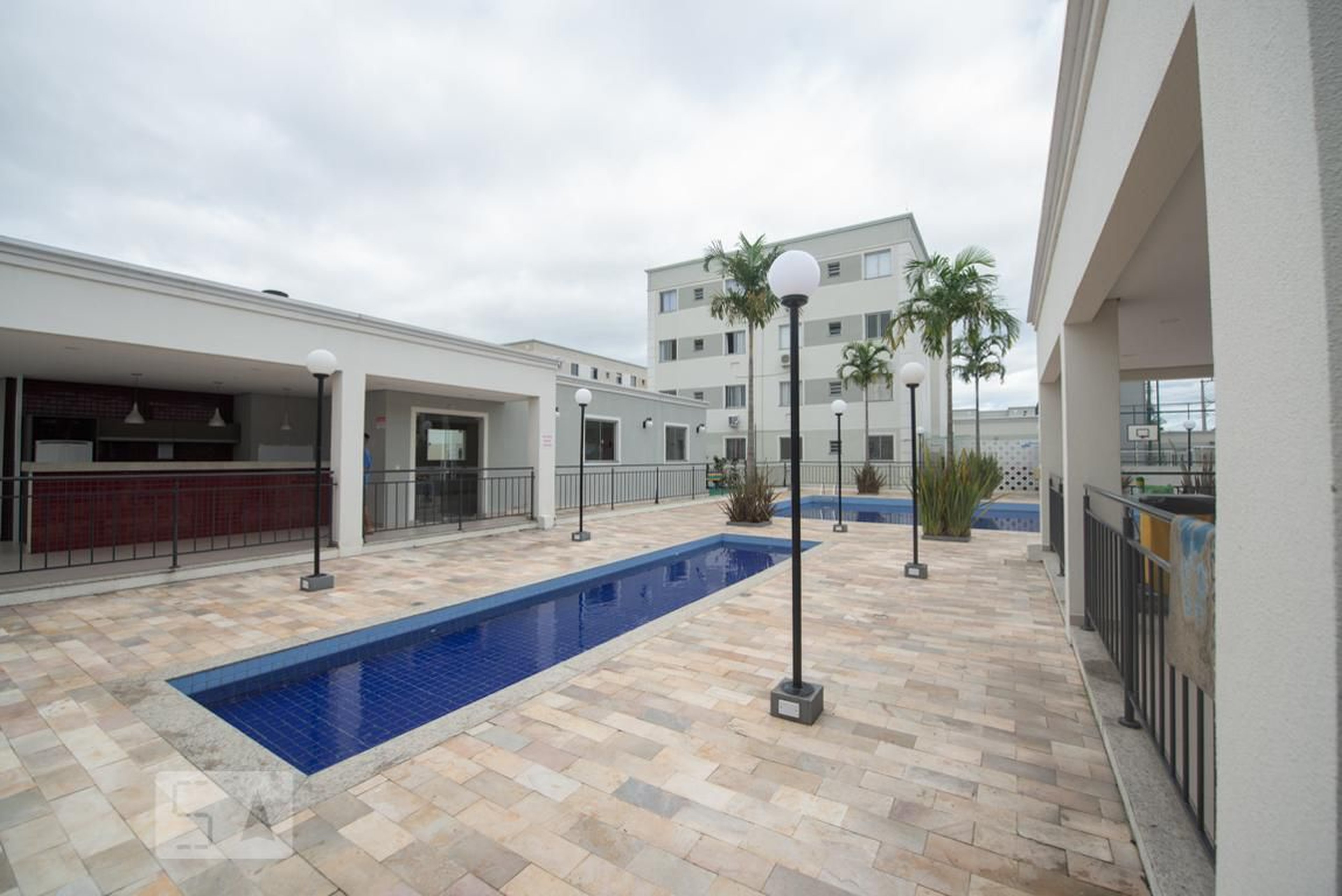 Piscina - Parque Flores da Estação