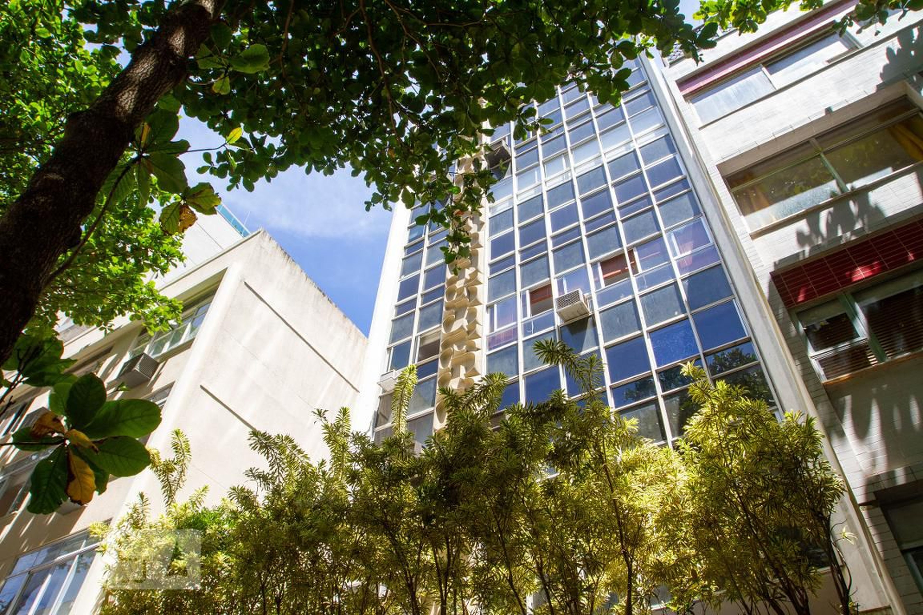 Fachada do Prédio Condomínio Jeanne Darc