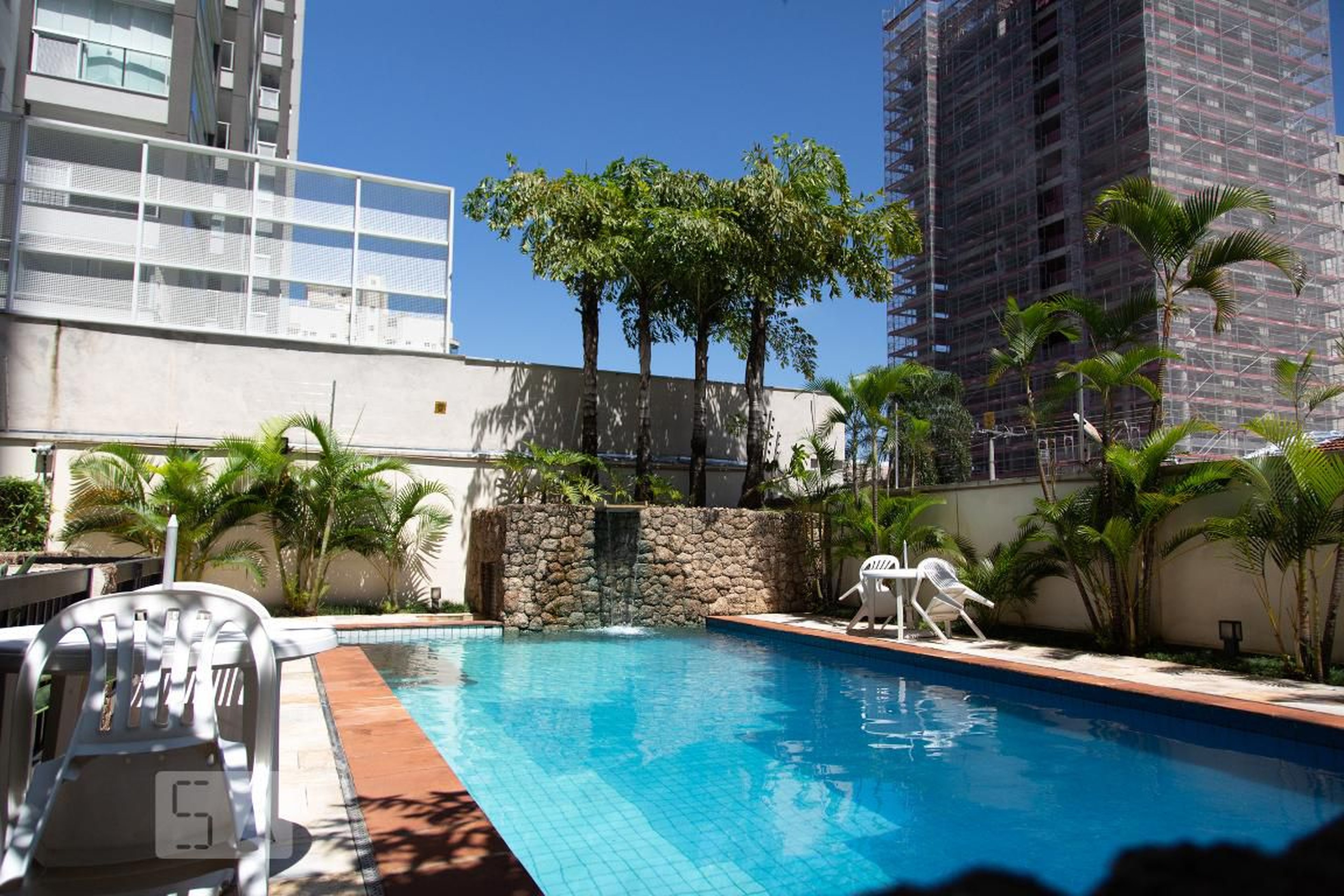 Piscina - Edifício Casteli Amareto