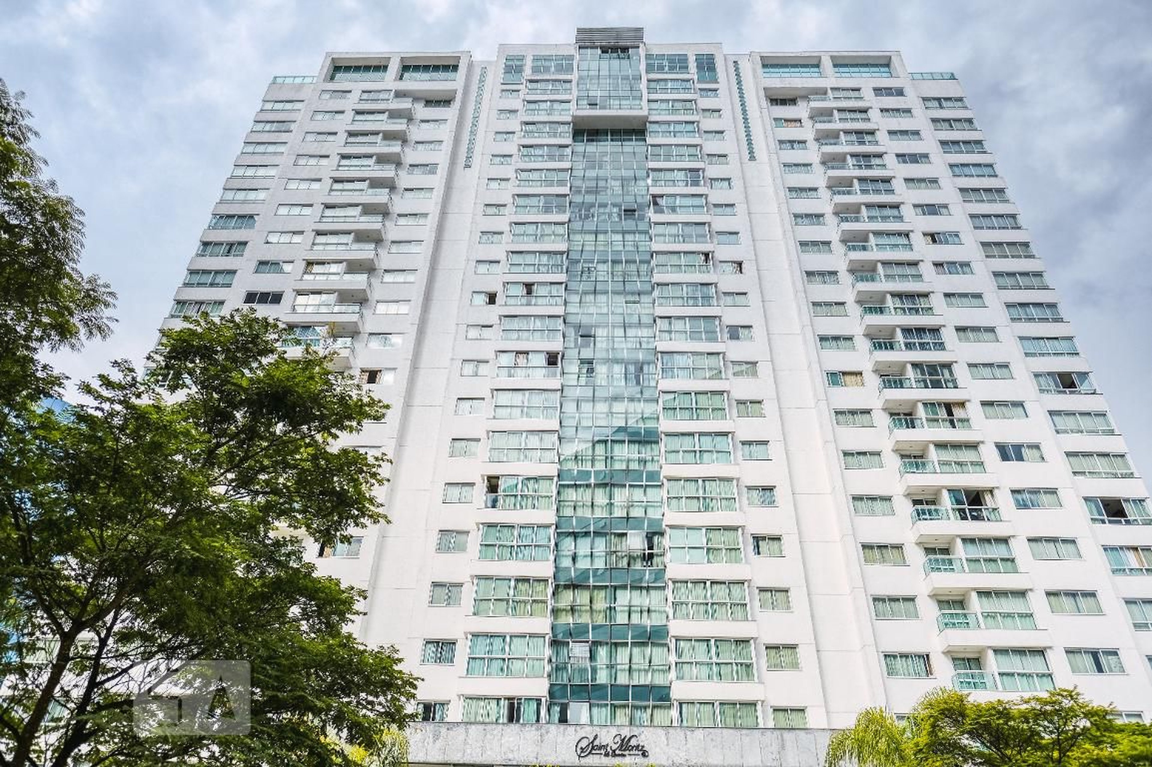 Fachada Condomínio Saint Moritz