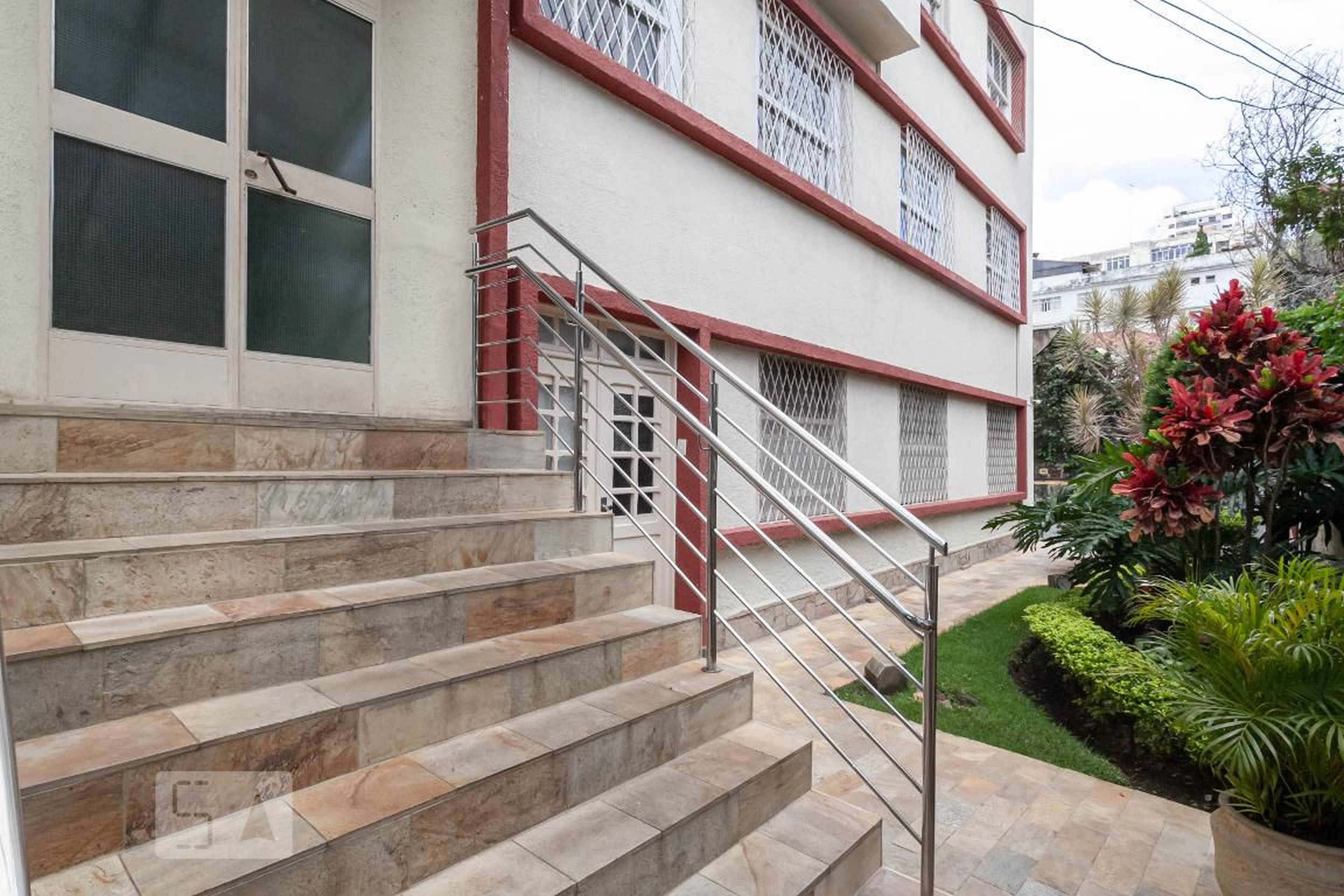 Entrada - Edifício Camoes