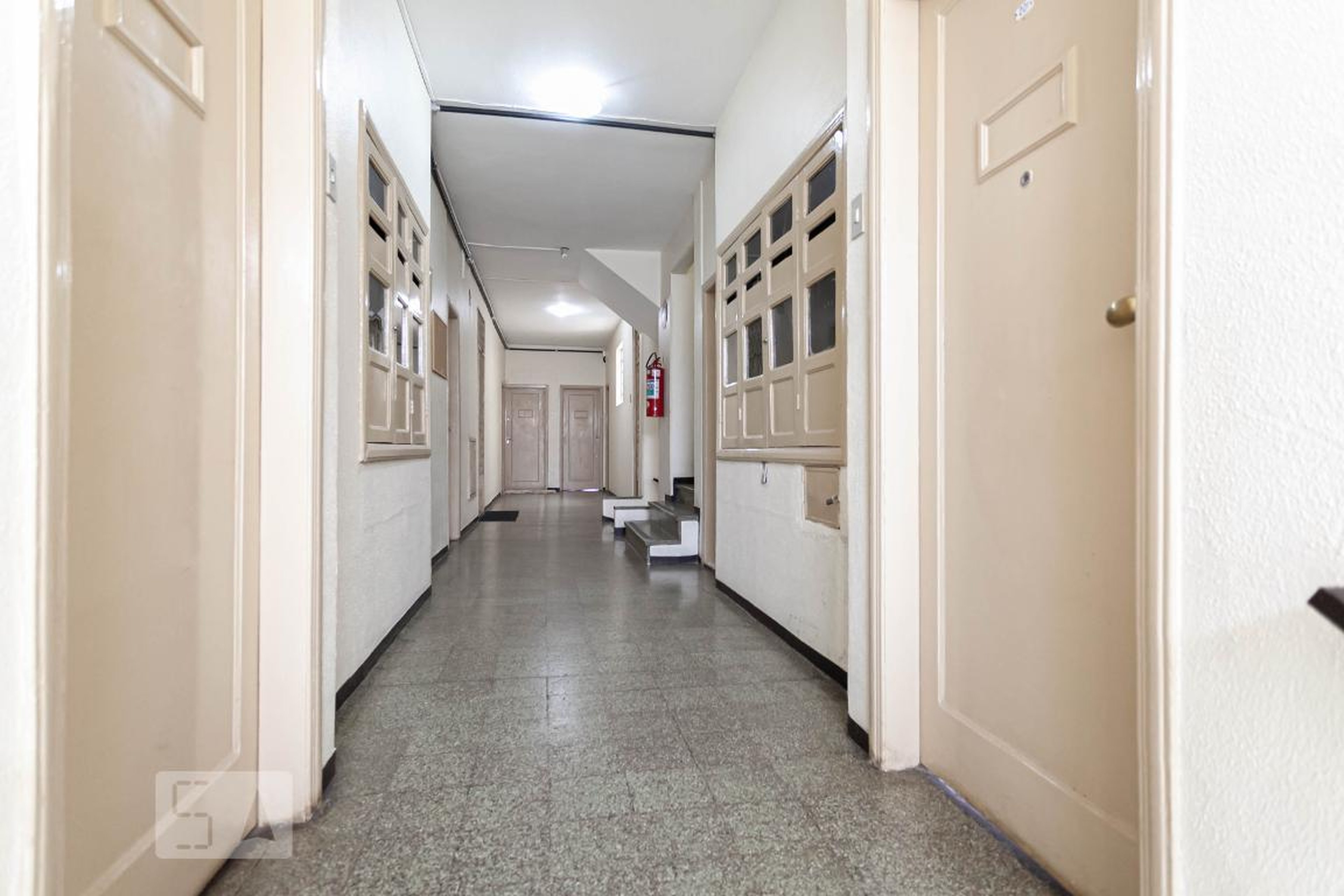 Hall de Entrada - Edifício Camoes