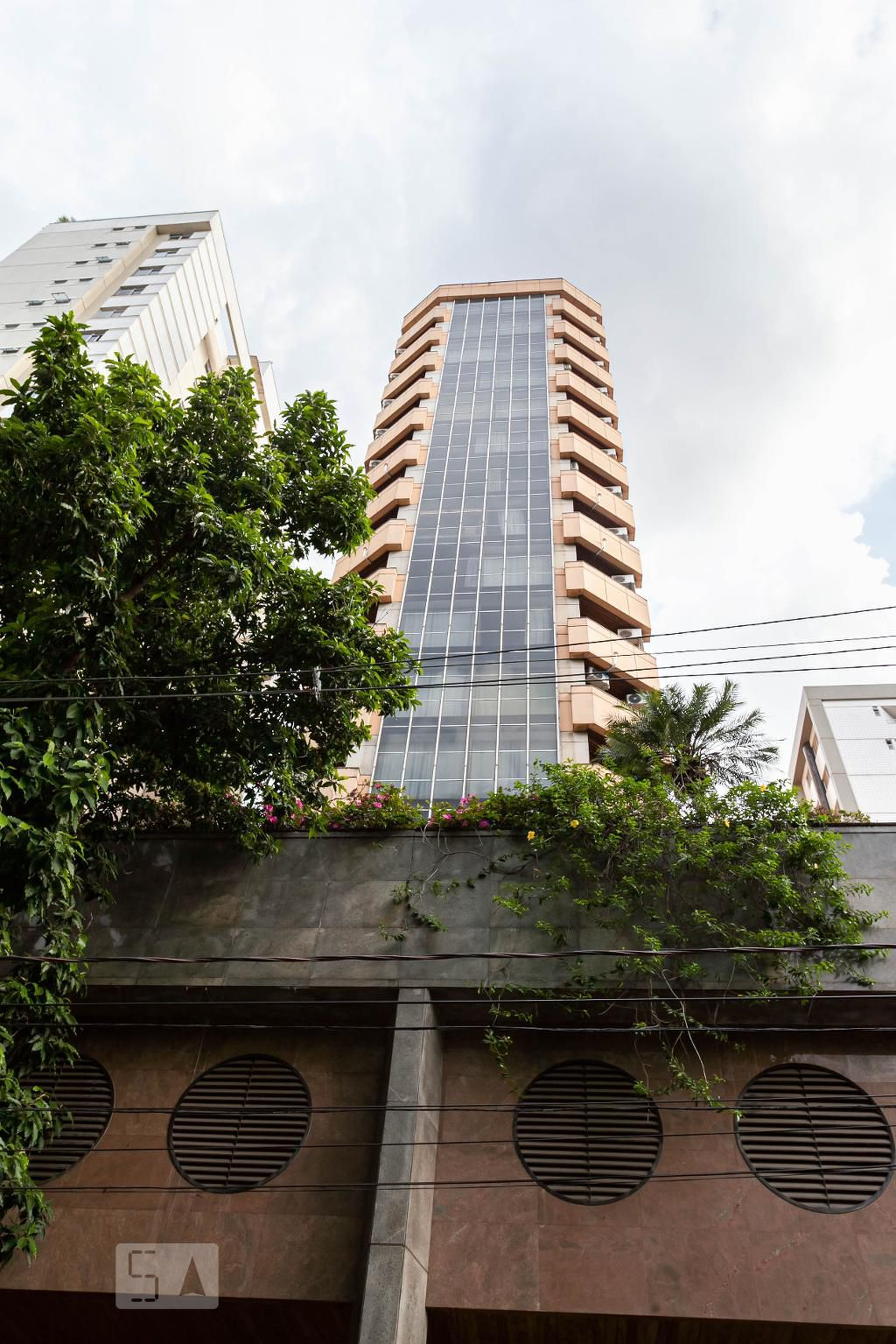 Fachada do Prédio Edifício Max Apart Service