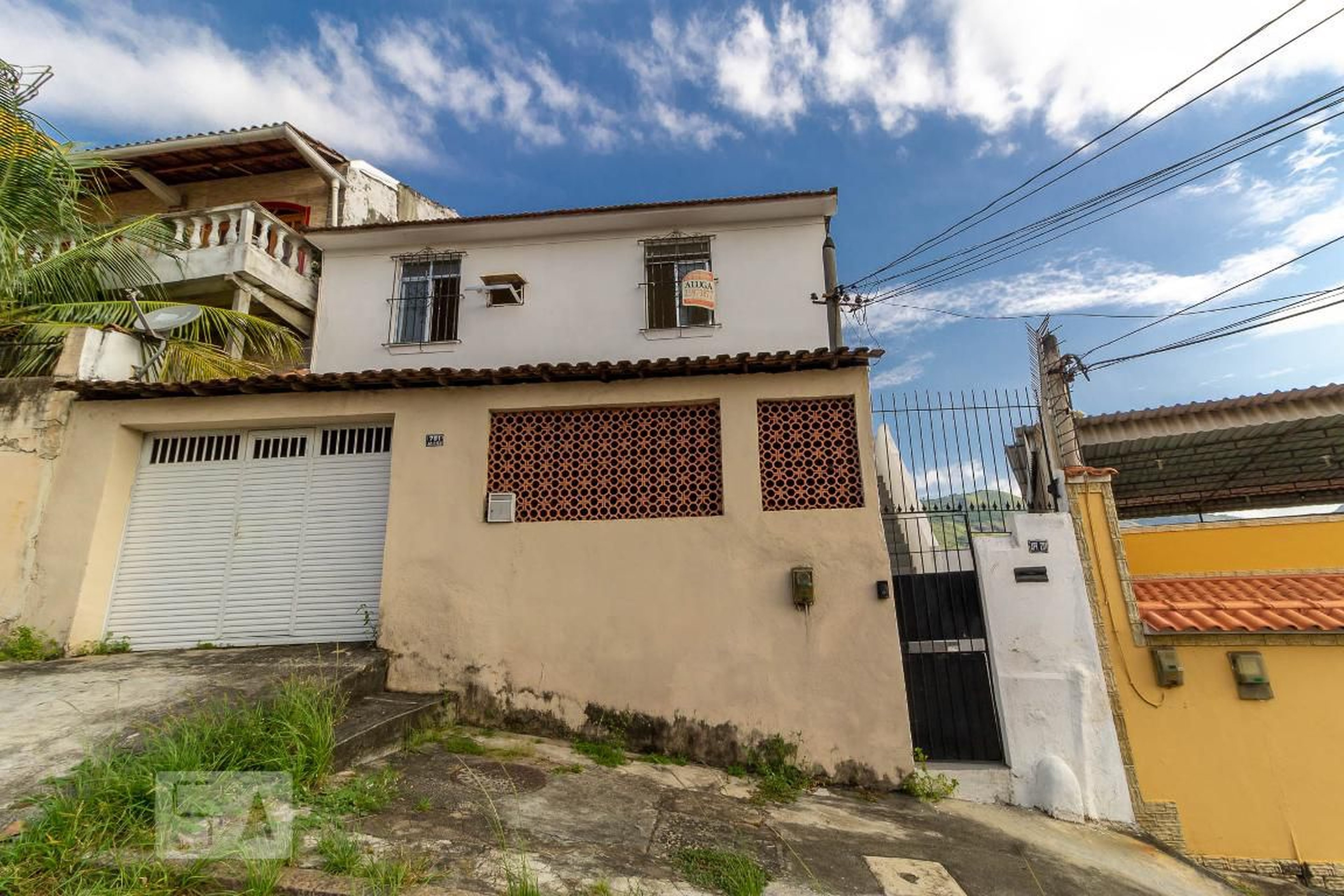 Fachada Condomínio em R. Gen. Clarindo, 761