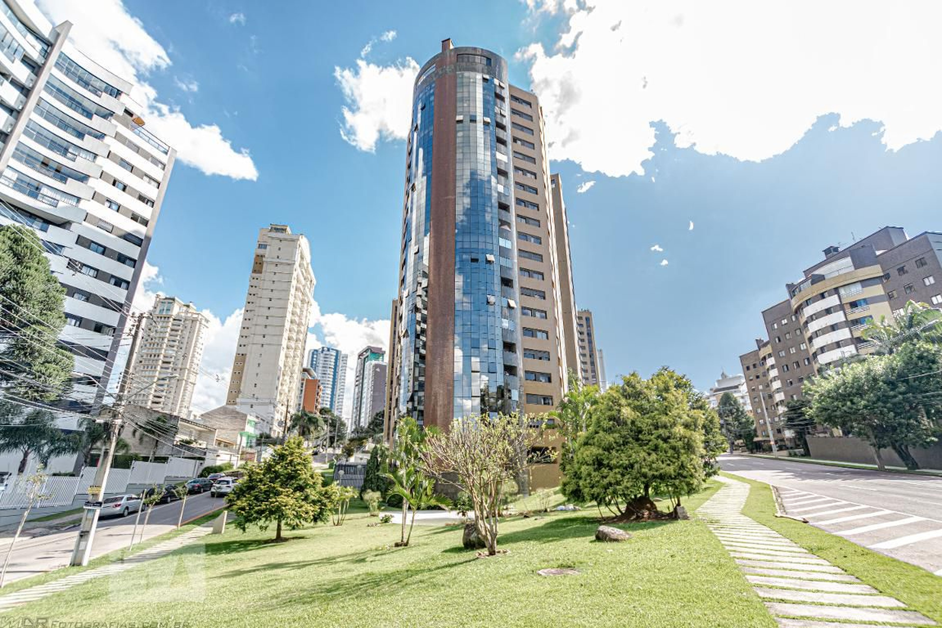 Fachada Condomínio Ed. L'Excellence