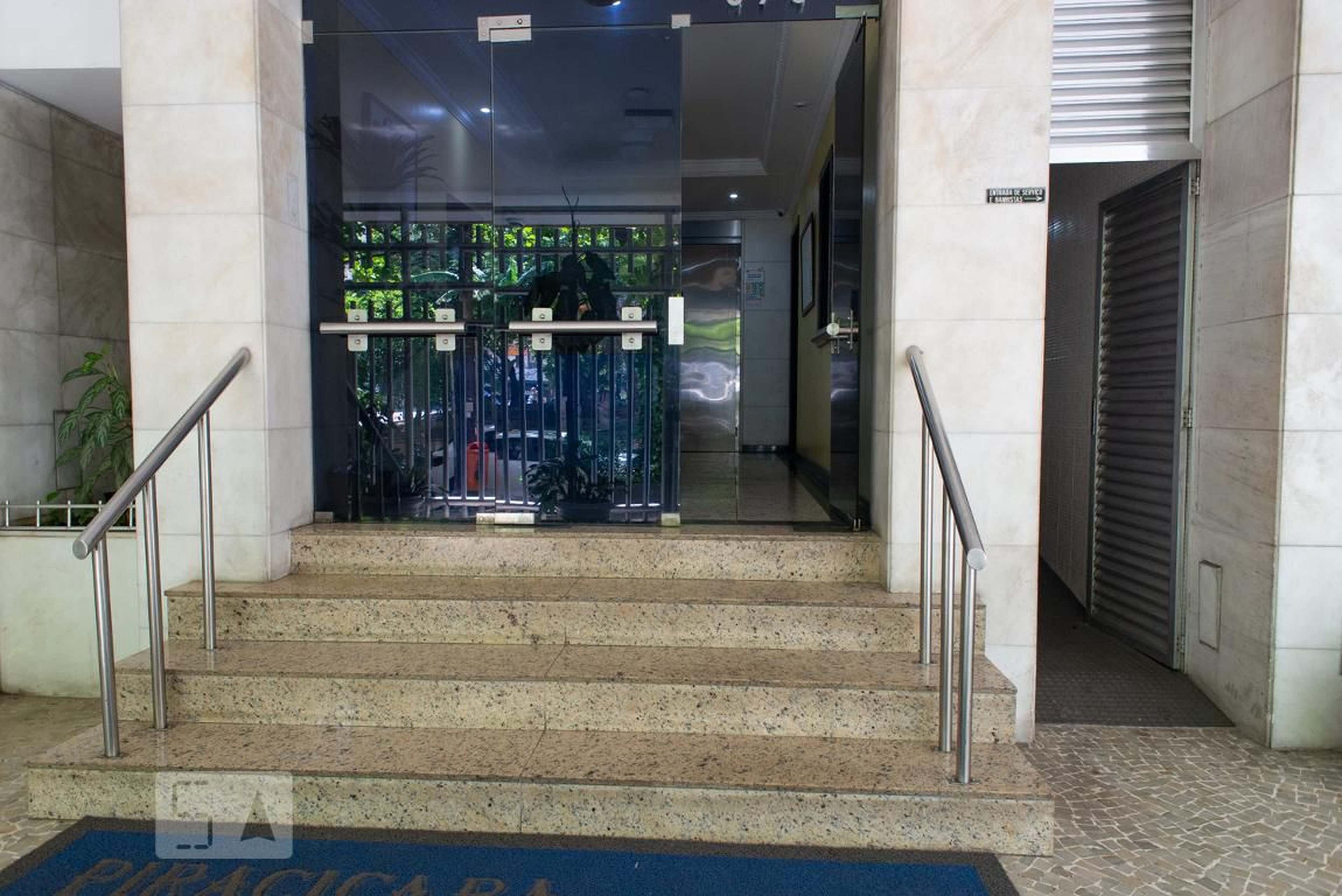 Fachada do Condomínio Edifício Piracicaba