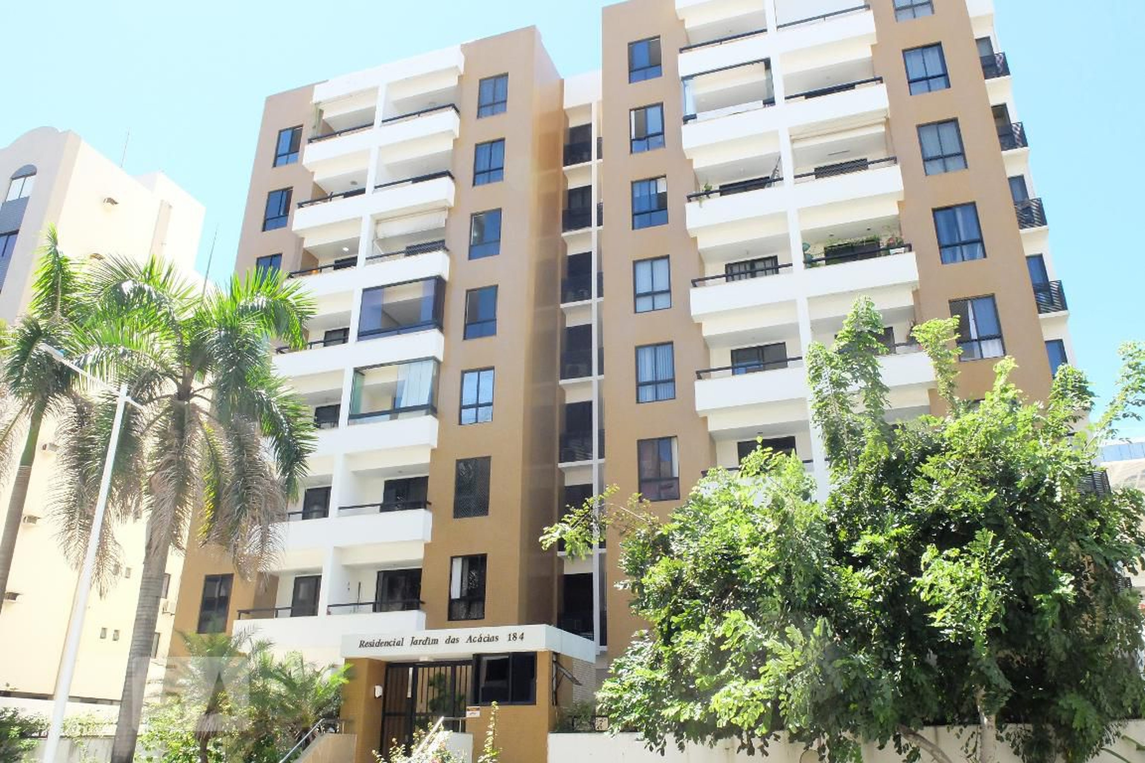 Fachada Residencial Jardim das Acácias